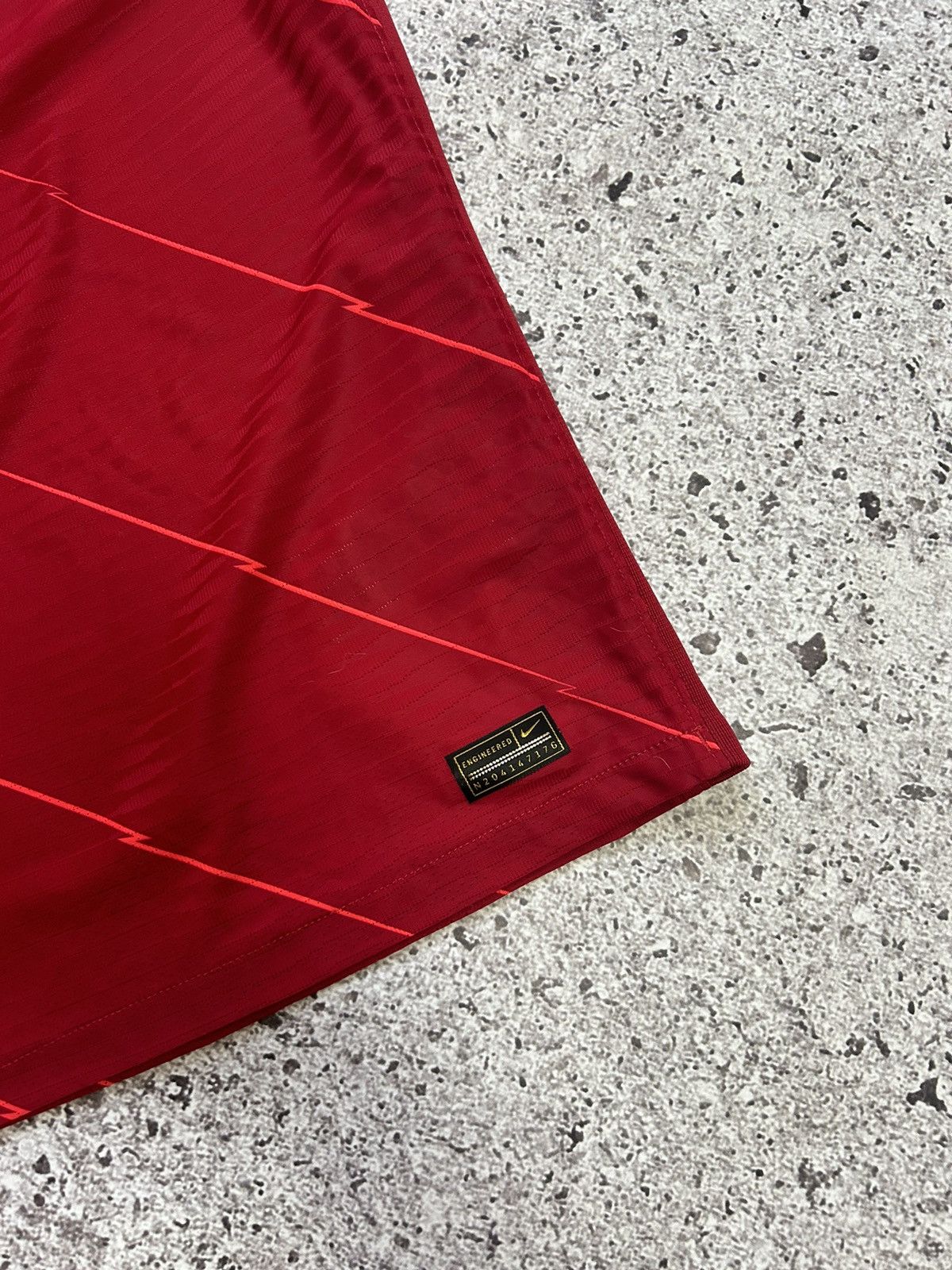 Nike × Vintage Nike FC Liverpool 2021 2022 Home Football Soccer Jersey Size US L / EU 52-54 / 3 - 9 Thumbnail