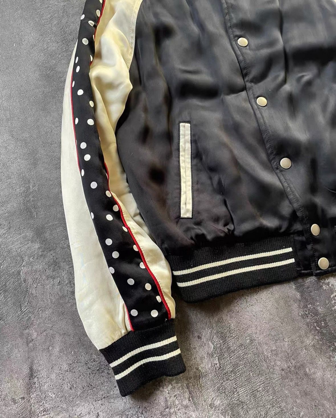Saint Laurent Paris Saint Laurent Paris Polkadot Silk Jacket Size US XS / EU 42 / 0 - 3 Thumbnail