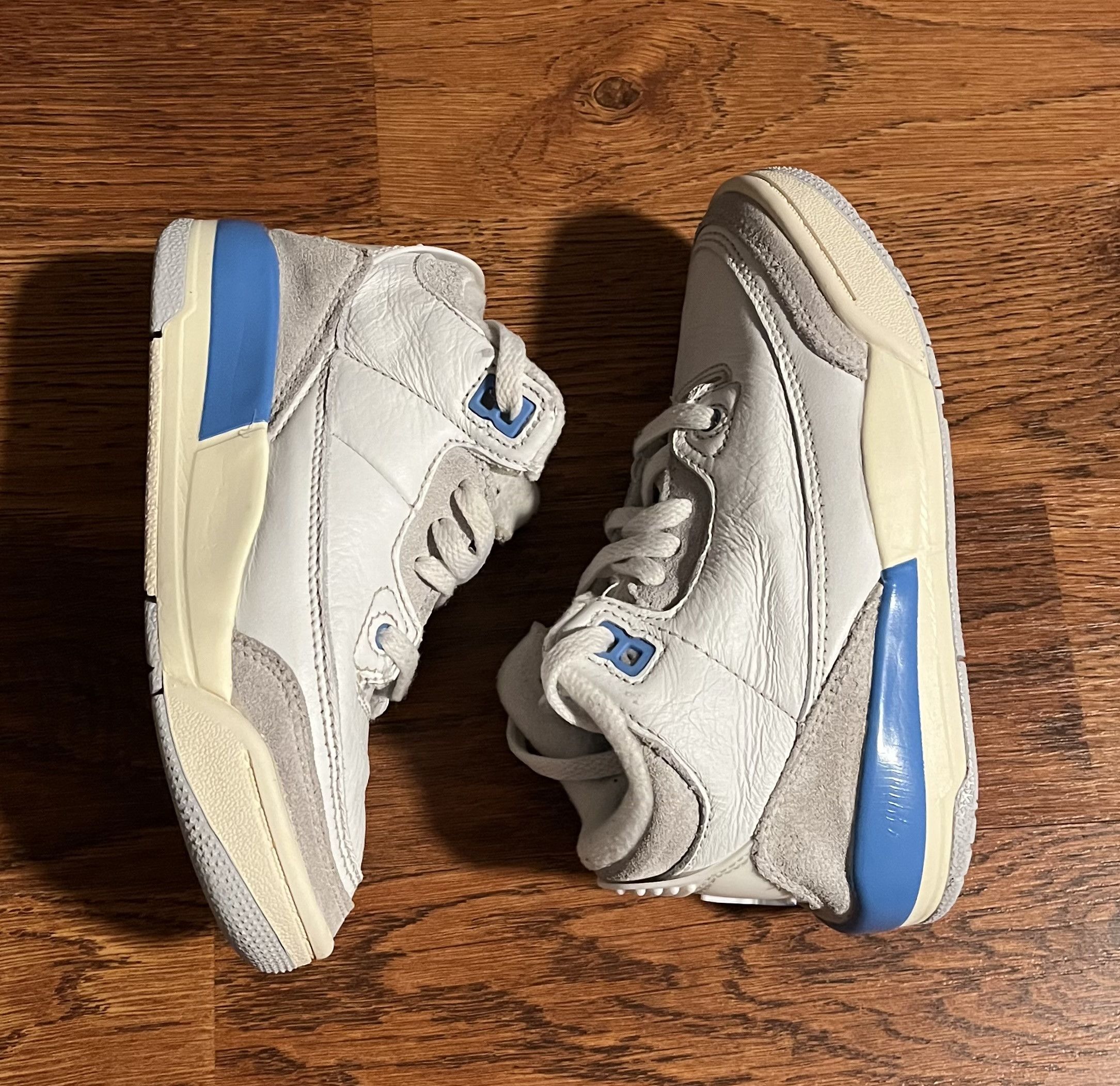 Jordan Brand Jordan 3 Retro Lucky Shorts Kids 11C Size US 11 / EU 44 - 2 Thumbnail