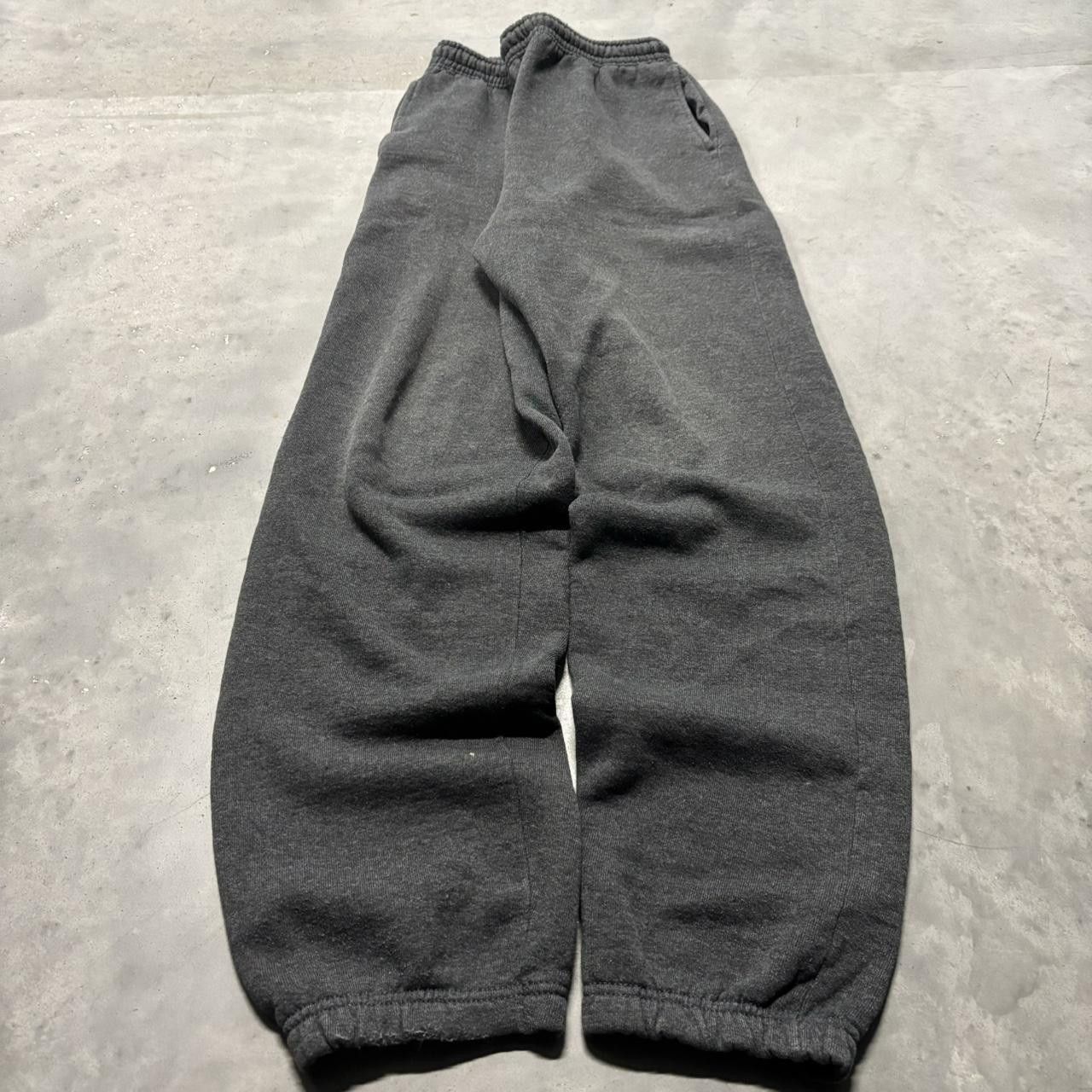 Japanese Brand × Vintage Crazy Vintage 90s Dark Grey Essential Sweatpants! Size US 30 / EU 46 - 3 Thumbnail