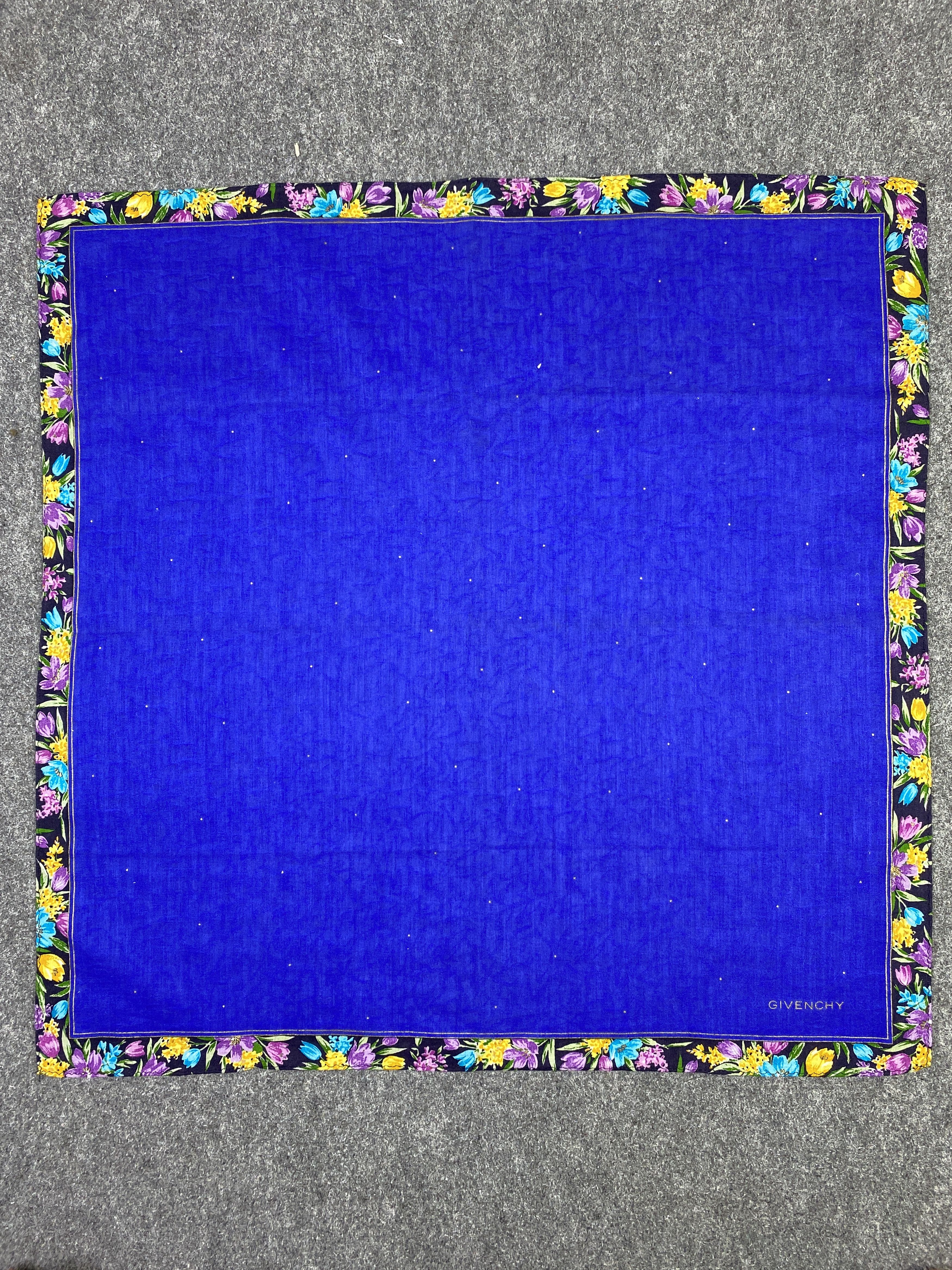 Givenchy Vintage Givenchy Handkerchief / Neckerchief KT0090 Size ONE SIZE - 4 Thumbnail