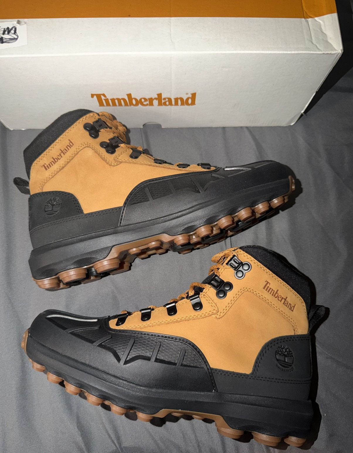 Timberland Timberland Converge Mid Boot ‘Wheat’ Size 8M Size US 8 / EU 41 - 1 Thumbnail