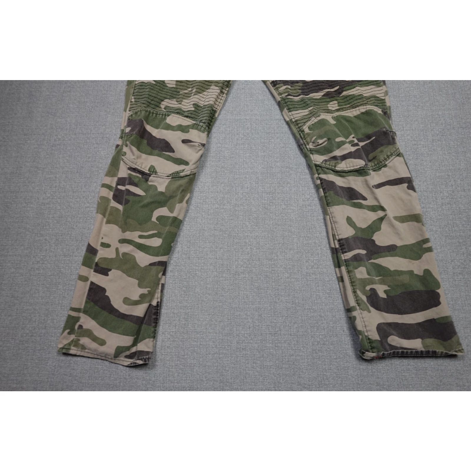 True Religion True Religion Pants Mens 44x34 Brown Woodland Chino Straight Hunting Outdoors Size US 44 / EU 60 - 3 Thumbnail