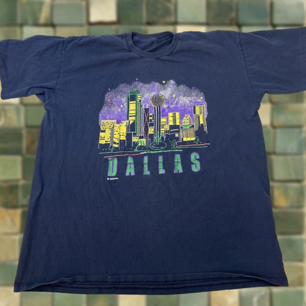 Fruit Of The Loom VINTAGE Fruit of the Loom Dallas Skyline 90s Single Stitched Men’s XL T-Shirt Blue Men's XL T-Shirt 90s Dallas Skyline Men's Shirt Size US XL / EU 56 / 4 - 1 Thumbnail