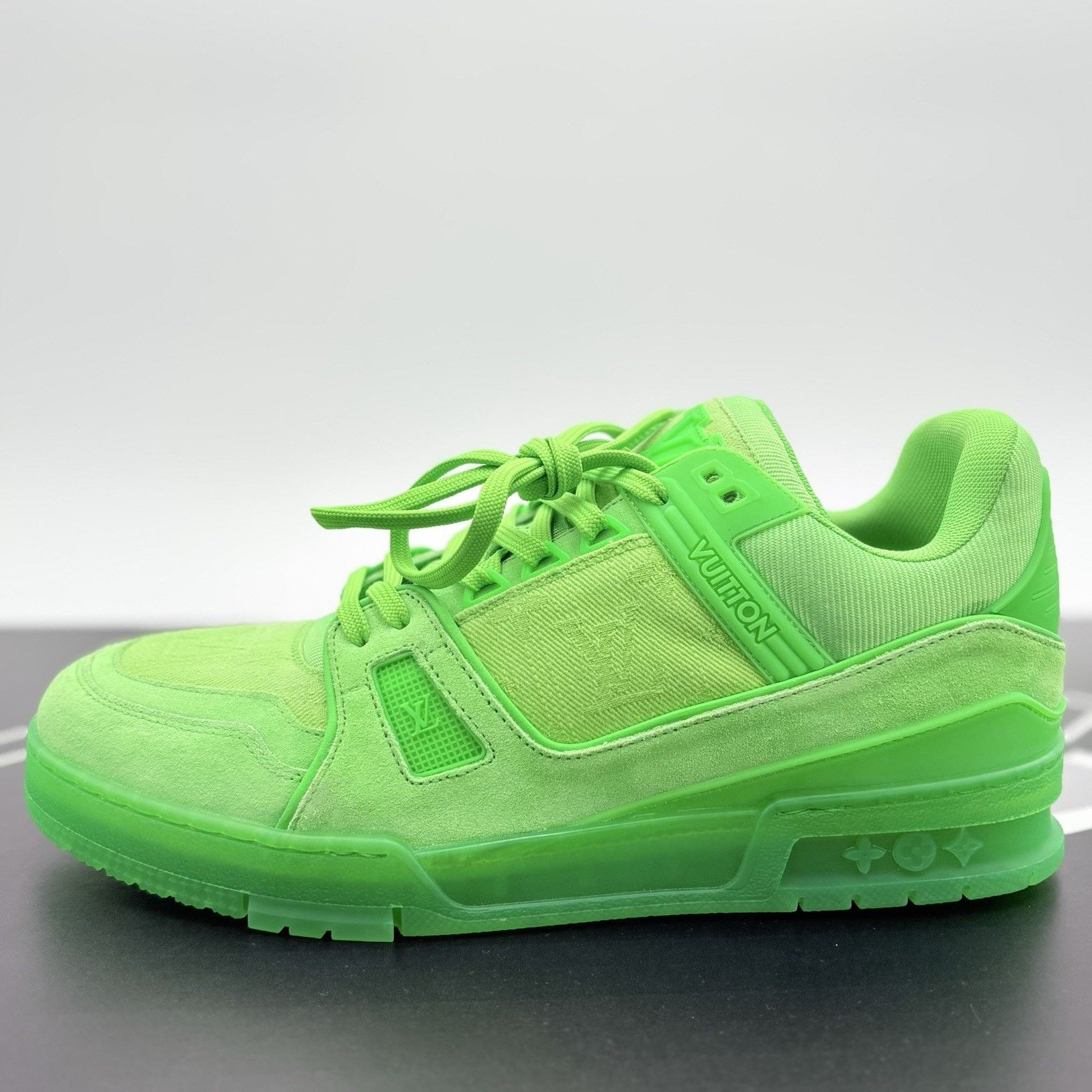 Louis Vuitton Louis Vuitton Trainer ' Fluorescent Green ' | BRAND NEW! Size US 9.5 / EU 42-43 - 8 Thumbnail