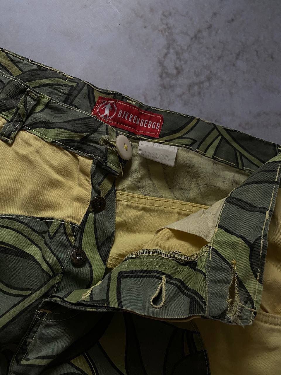 Dirk Bikkembergs × Vintage Vintage Dirk Bikkembergs Cargo Shorts Rare Size US 36 / EU 52 - 8 Thumbnail