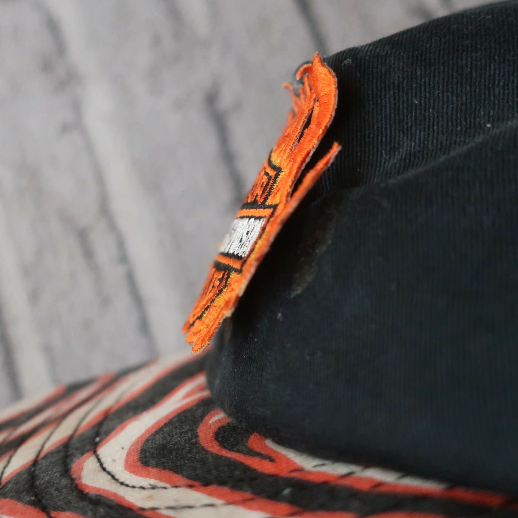Harley Davidson VINTAGE Harley-Davidson Stripe Snapback Hat Cap Adjustable Men Black / Orange Striped USA 80s Hat Mens Size ONE SIZE - 3 Thumbnail
