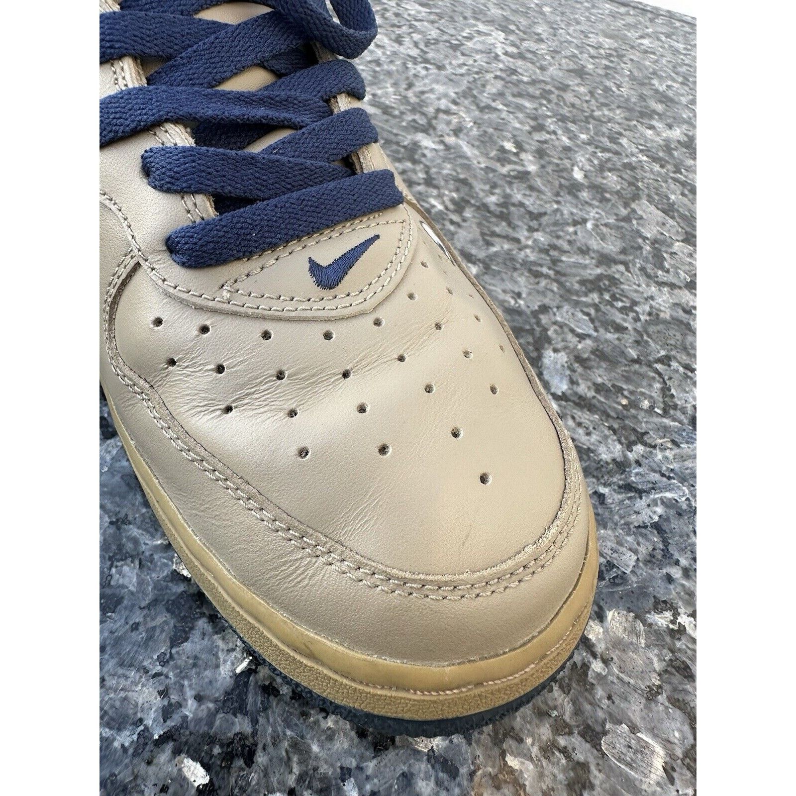Nike Vintage 2004 Nike Air Force 1 Mid Khaki-Midnight Size US 10 / EU 43 - 7 Thumbnail
