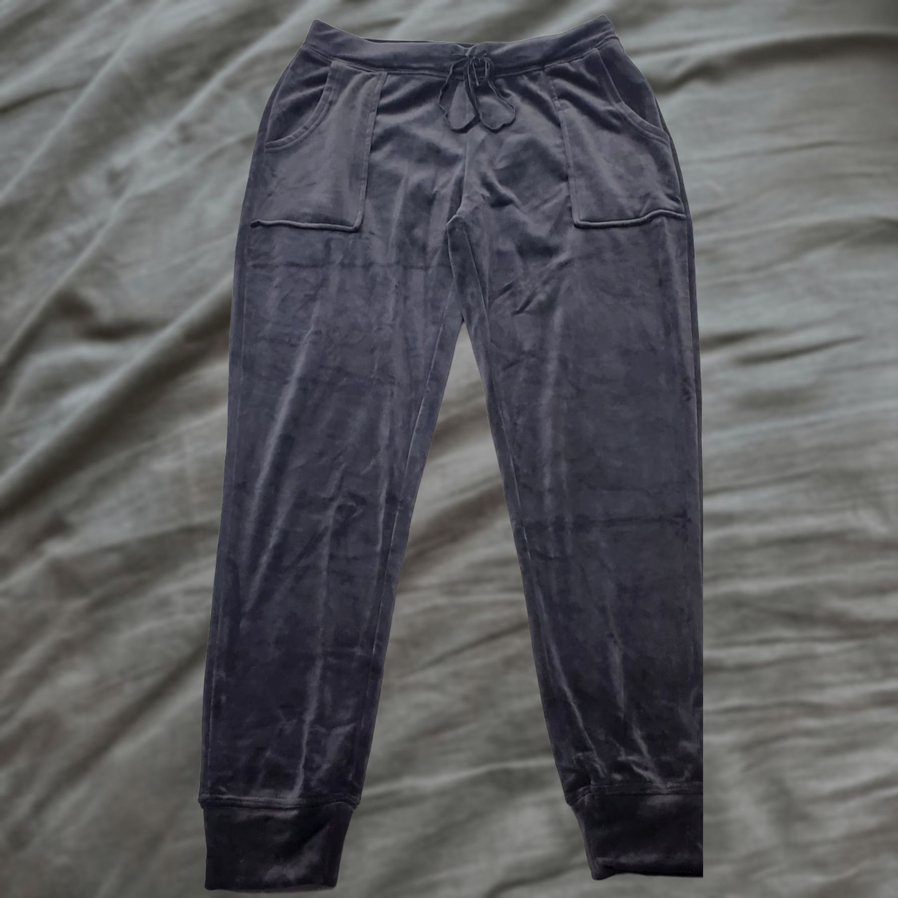 House of Harlow House Of Harlow 1960 Velour Pants Womens M Black Fleece Lined Tapered Leg Shirt/Pants Size 32" / US 10 / IT 46 - 1 Thumbnail