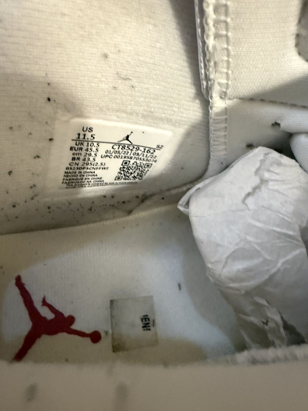 Jordan retro 6 Red oreo sz 11.5