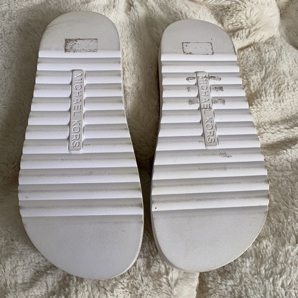 Michael Kors Michael Kors - Gold Slides, Size 7 / 37 Size US 7 / IT 37 - 2 Thumbnail