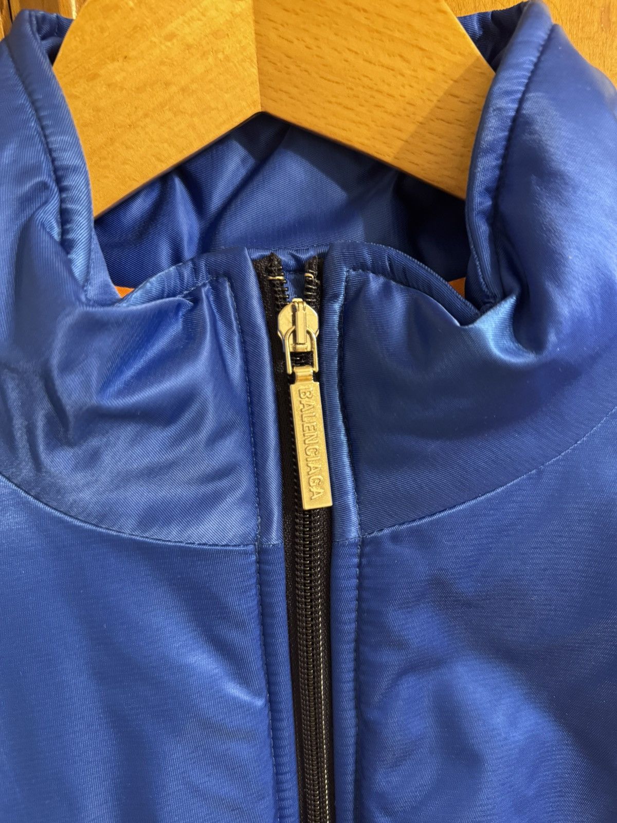 Balenciaga Balenciaga Padded Tracksuit Bomber Jacket Blue White Size US S / EU 44-46 / 1 - 5 Thumbnail