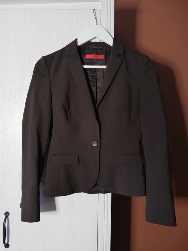 Designer × Hugo Boss Hugo Boss brown blazer Size S / US 4 / IT 40 - 1 Thumbnail