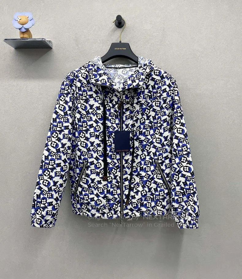 Louis Vuitton Louis Vuitton Man-print presbyopic assault jacket Size XS / US 0-2 / IT 36-38 - 1 Thumbnail