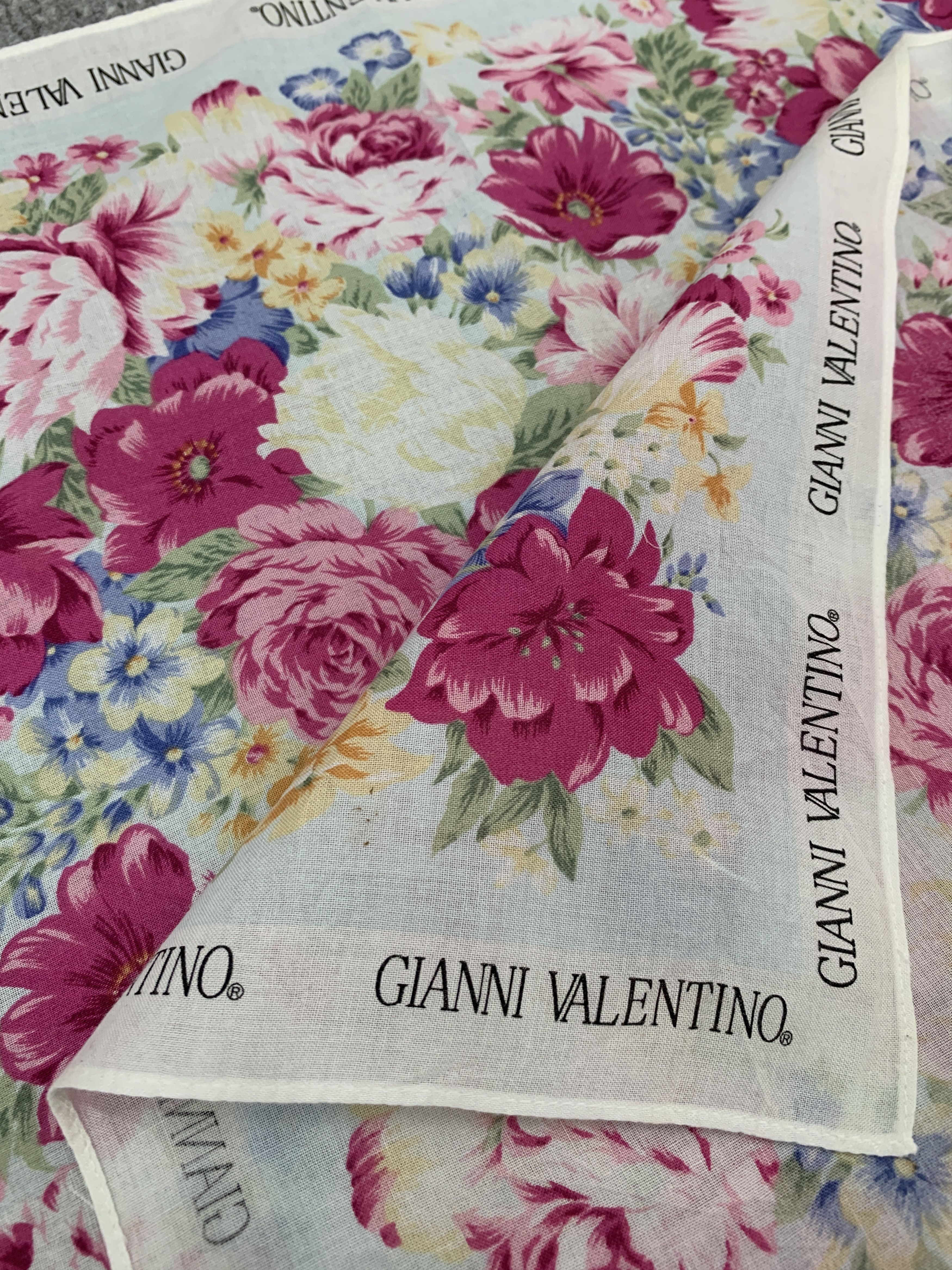 Valentino Vintage Gianni Valentino Handkerchief/Neckerchief - HKA989 Size ONE SIZE - 9 Thumbnail