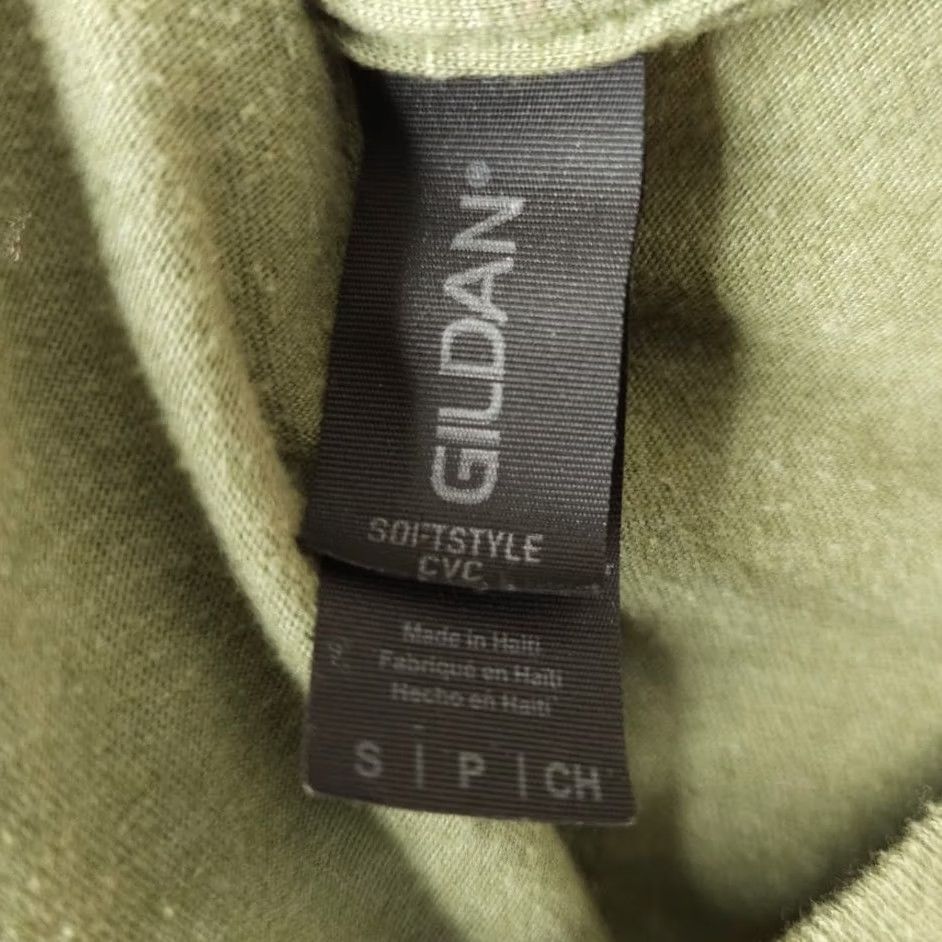 Gildan VINTAGE Hawaiian Island Legends T Shirt Mens Small Green Ikaika Warrior (not vintage) Size US S / EU 44-46 / 1 - 6 Thumbnail