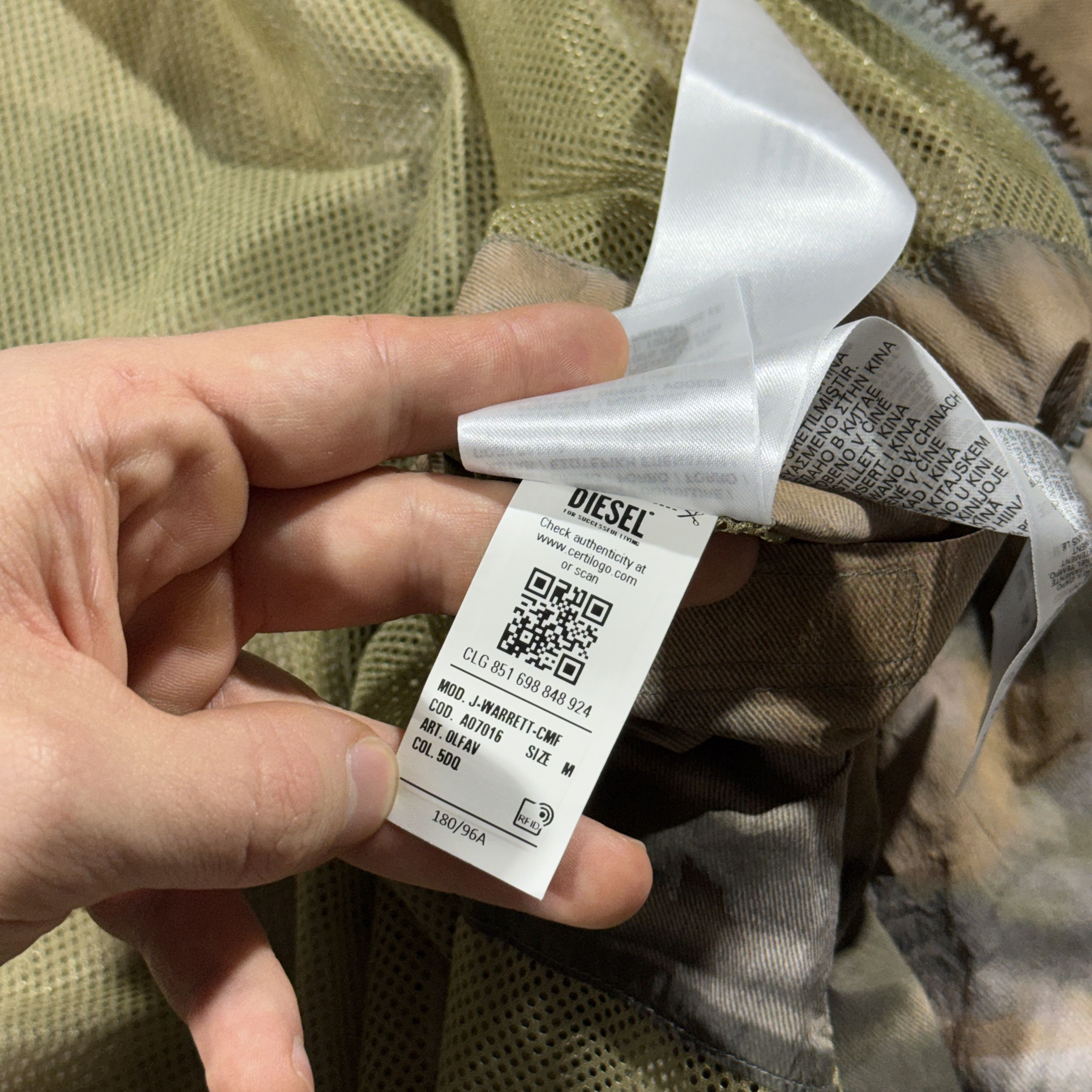 Diesel Neylon Diesel J-Warrett-CMF Camo Windbreaker Jacket Fits L Size US L / EU 52-54 / 3 - 8 Thumbnail
