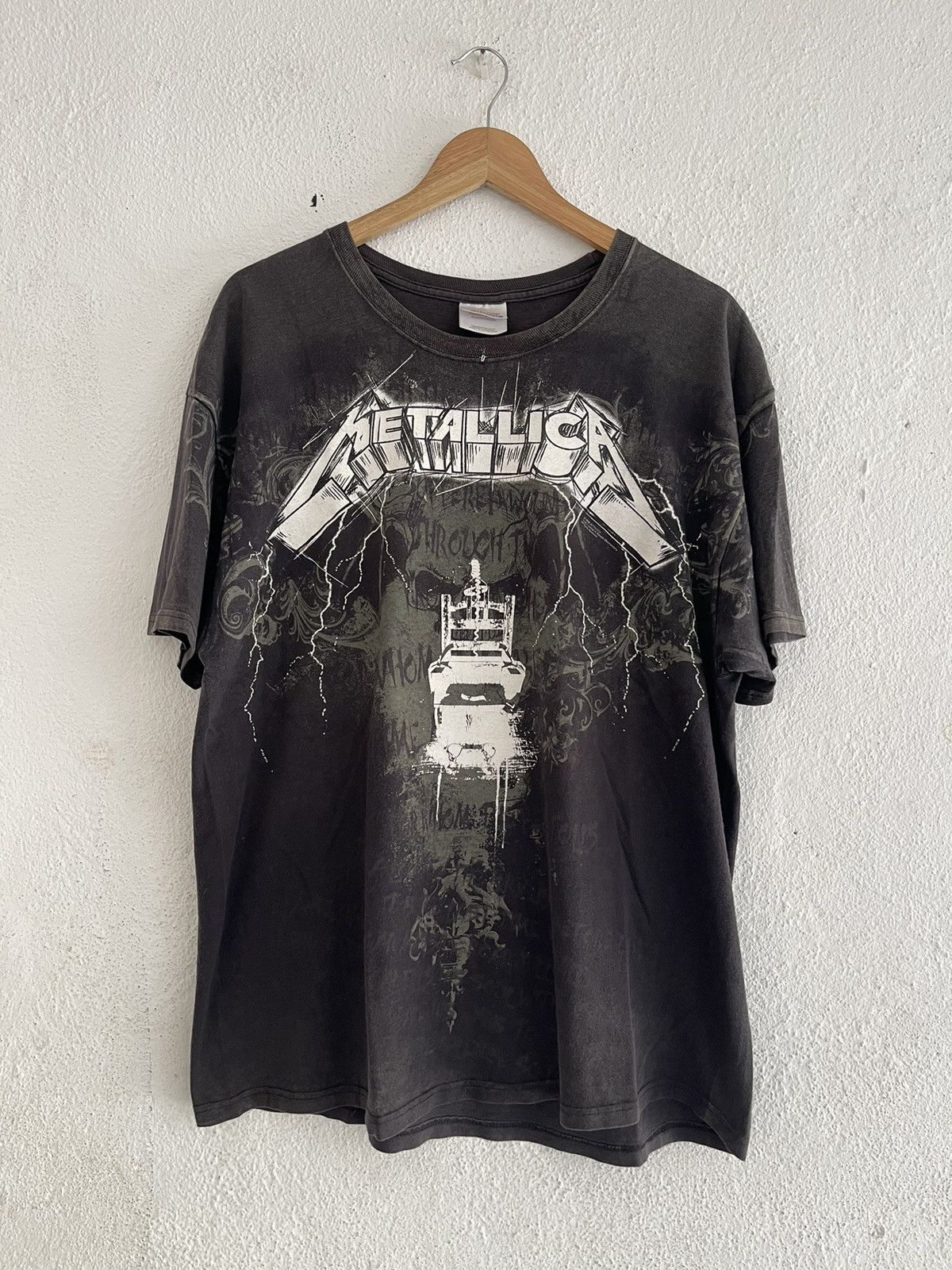 Band Tees × Vintage 2006 Metallica For Whom All Over Print T Shirt Size US XL / EU 56 / 4 - 1 Thumbnail
