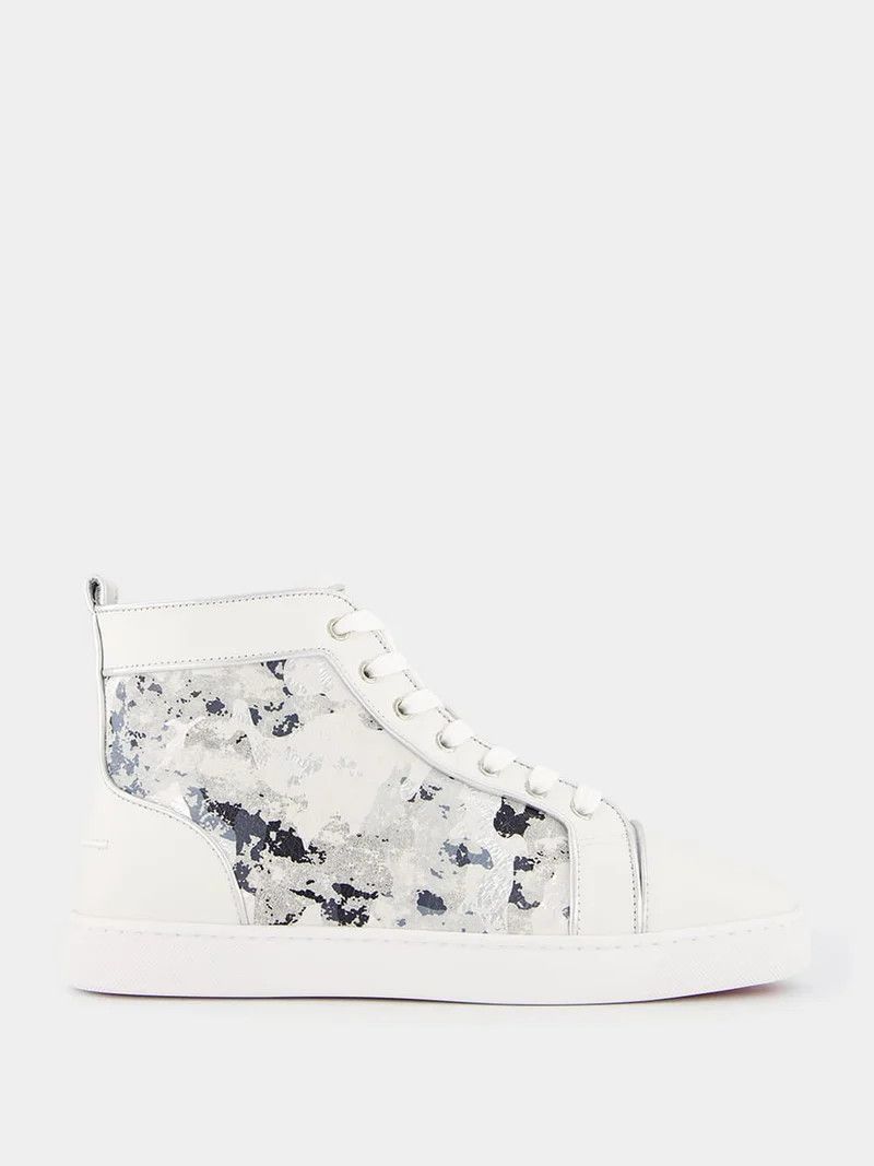 o1bcso1str1024 Louise Orlato Flat in White