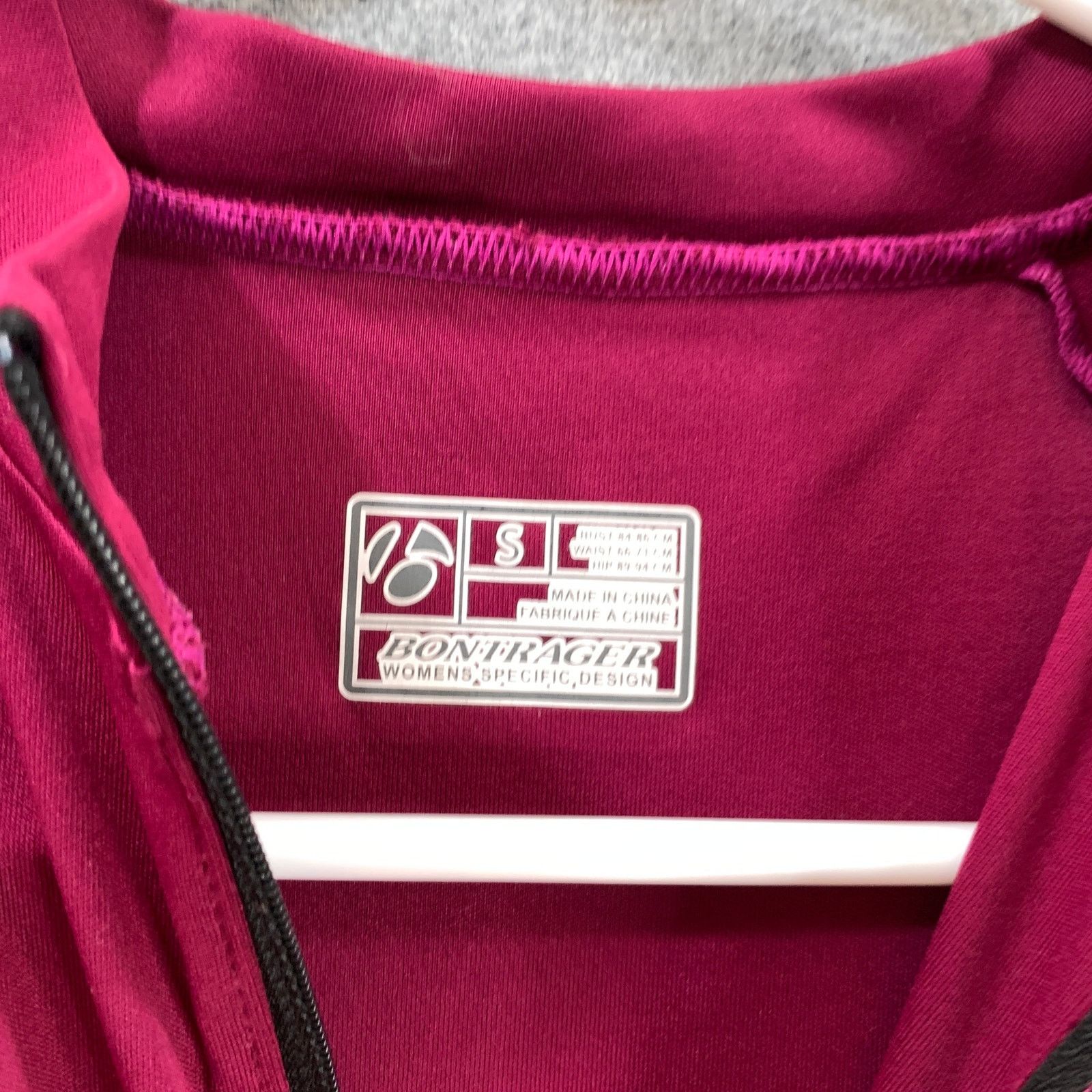 Other Bontrager Bike Shirt Women Size Small Pink Outdoor Athletic Size S / US 4 / IT 40 - 3 Thumbnail