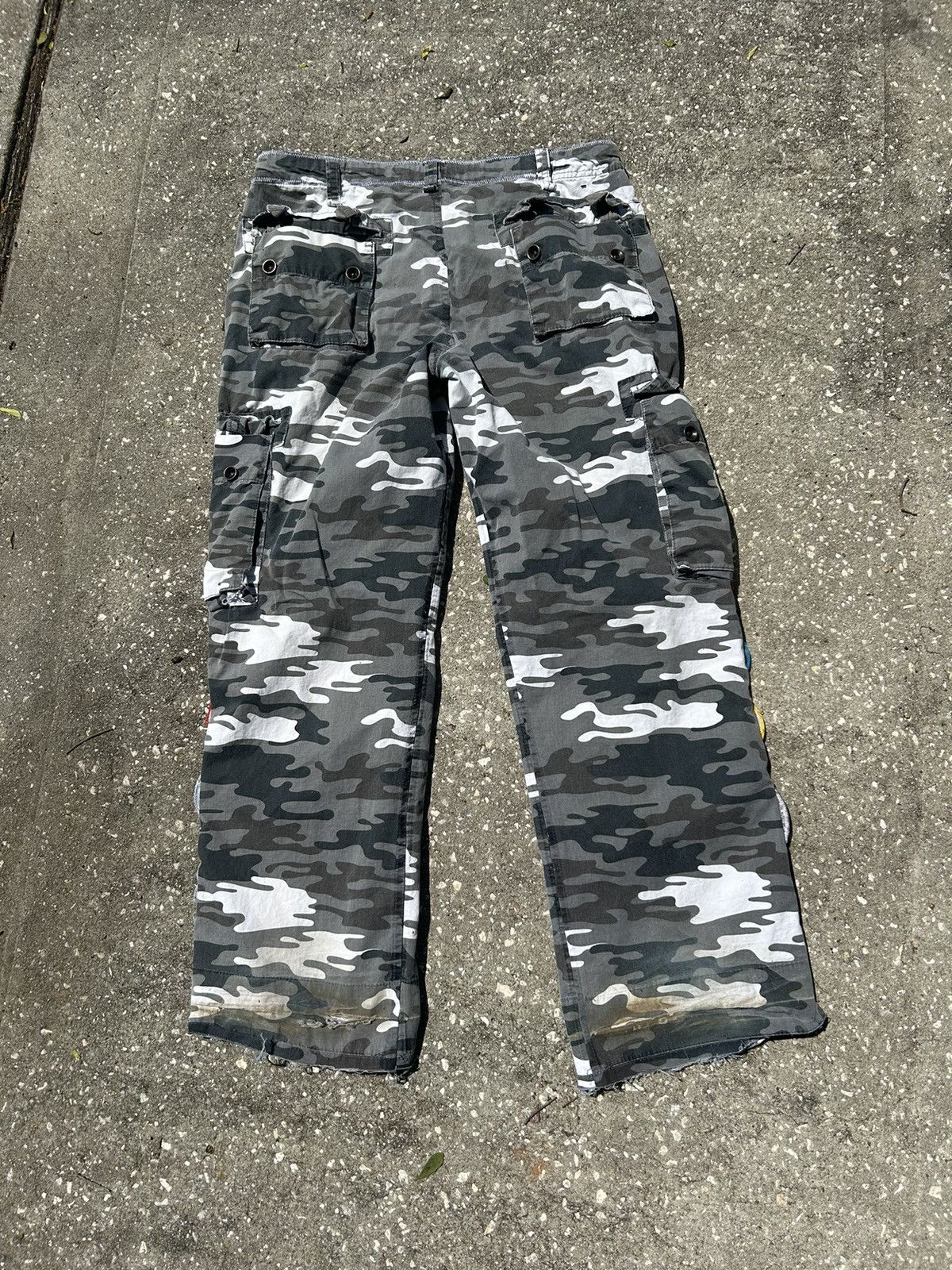 Other 1/1 Your World vintage space launch patchwork camo pants Size US 36 / EU 52 - 6 Thumbnail