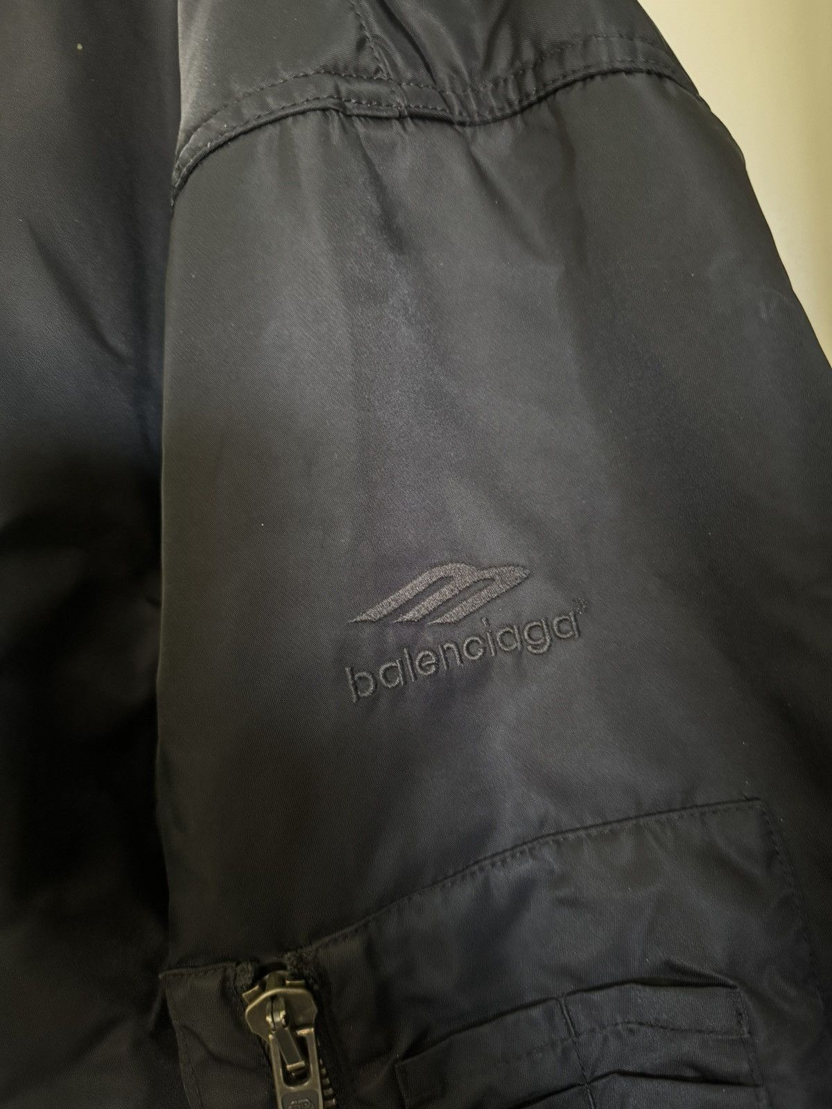 Balenciaga Balenciaga SS22 Hooded Nylon Bomber Jacket Size US L / EU 52-54 / 3 - 2 Thumbnail