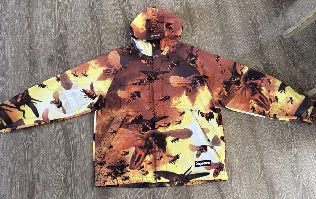 Supreme Supreme Gore-Tex Wu-Tang Swarm Shell Jacket XL Size US XL / EU 56 / 4 - 1 Thumbnail