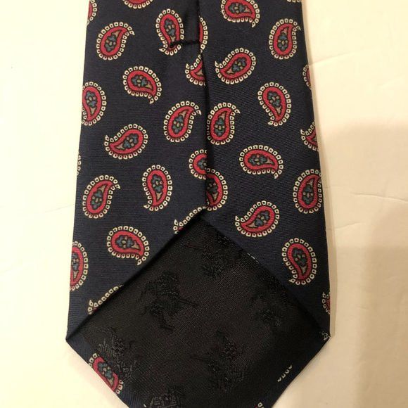 Hart Schaffner Marx HART SCHAFFNER MARX MEN'S 100%SILK NECK TIE WIDTH: 3 1/2" Size ONE SIZE - 3 Thumbnail