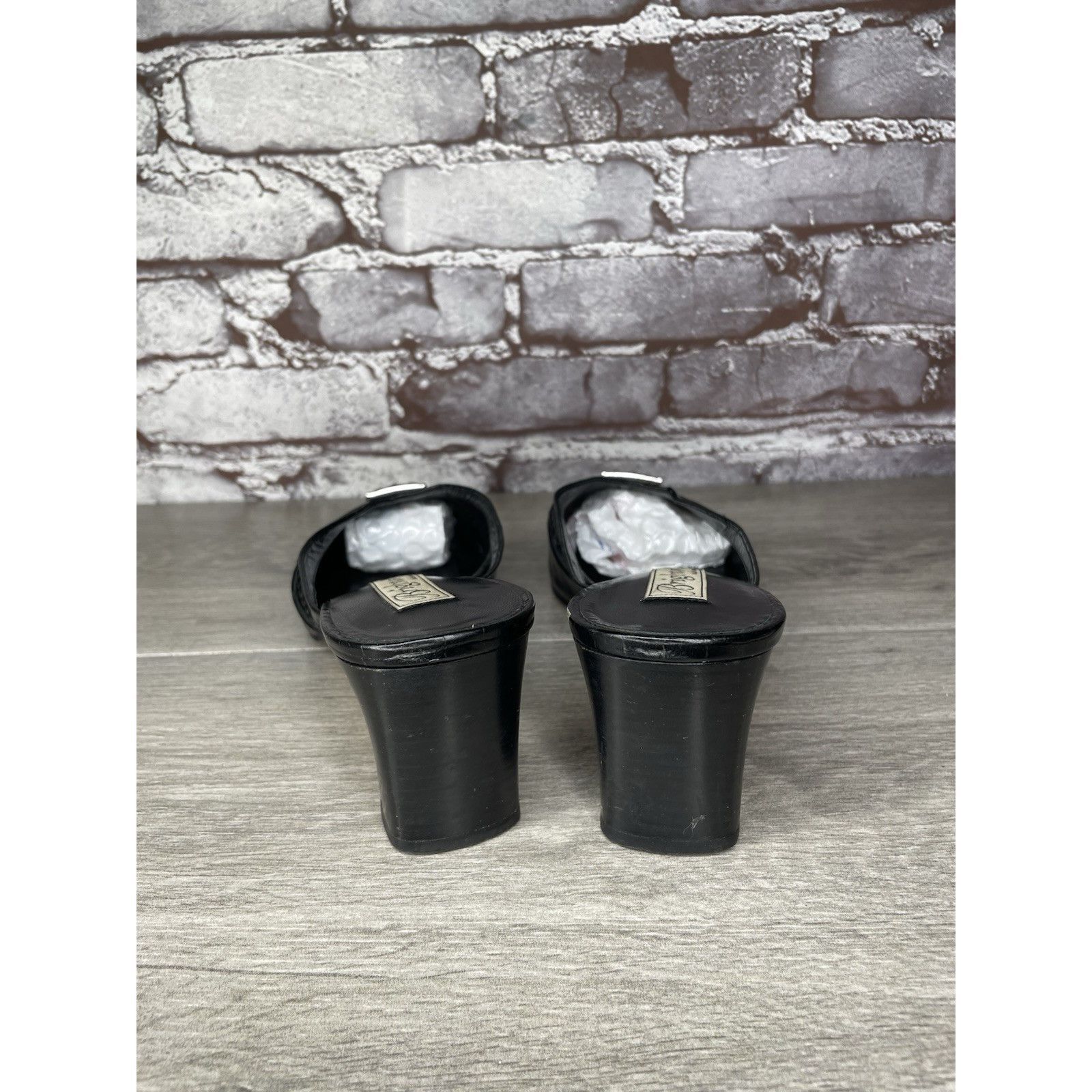 Brighton Brighton Black Leather Croc Embossed Mules Slides Sandals Wo Size US 9.5 / IT 39.5 - 15 Thumbnail