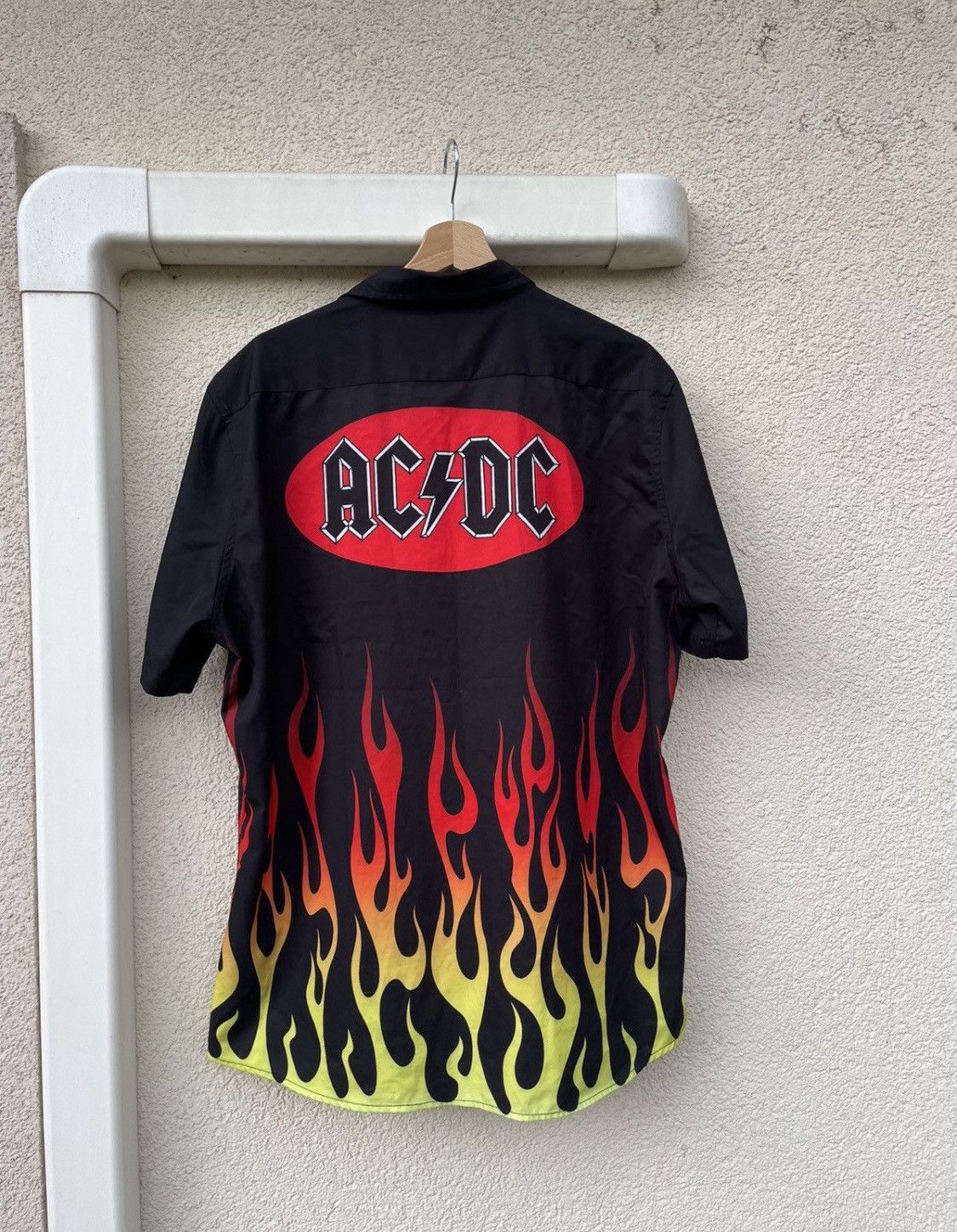 Band Tees AcDc flames fire Shirt Tee merch 00s vintage opium y2k Size US XL / EU 56 / 4 - 2 Thumbnail