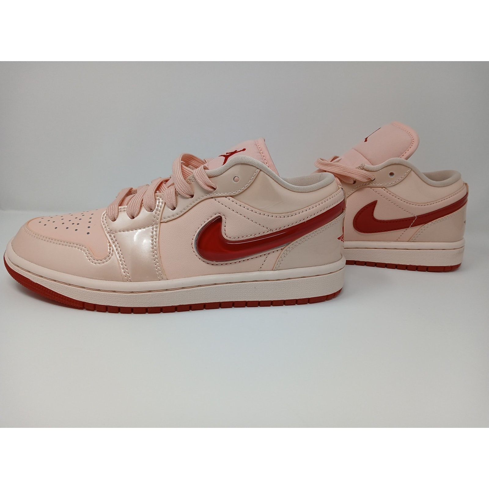 Jordan Brand Nike Air Jordan 1 SE Low Patent Valentine's Day Women Sz 6.5 Size US 6.5 / IT 36.5 - 16 Thumbnail