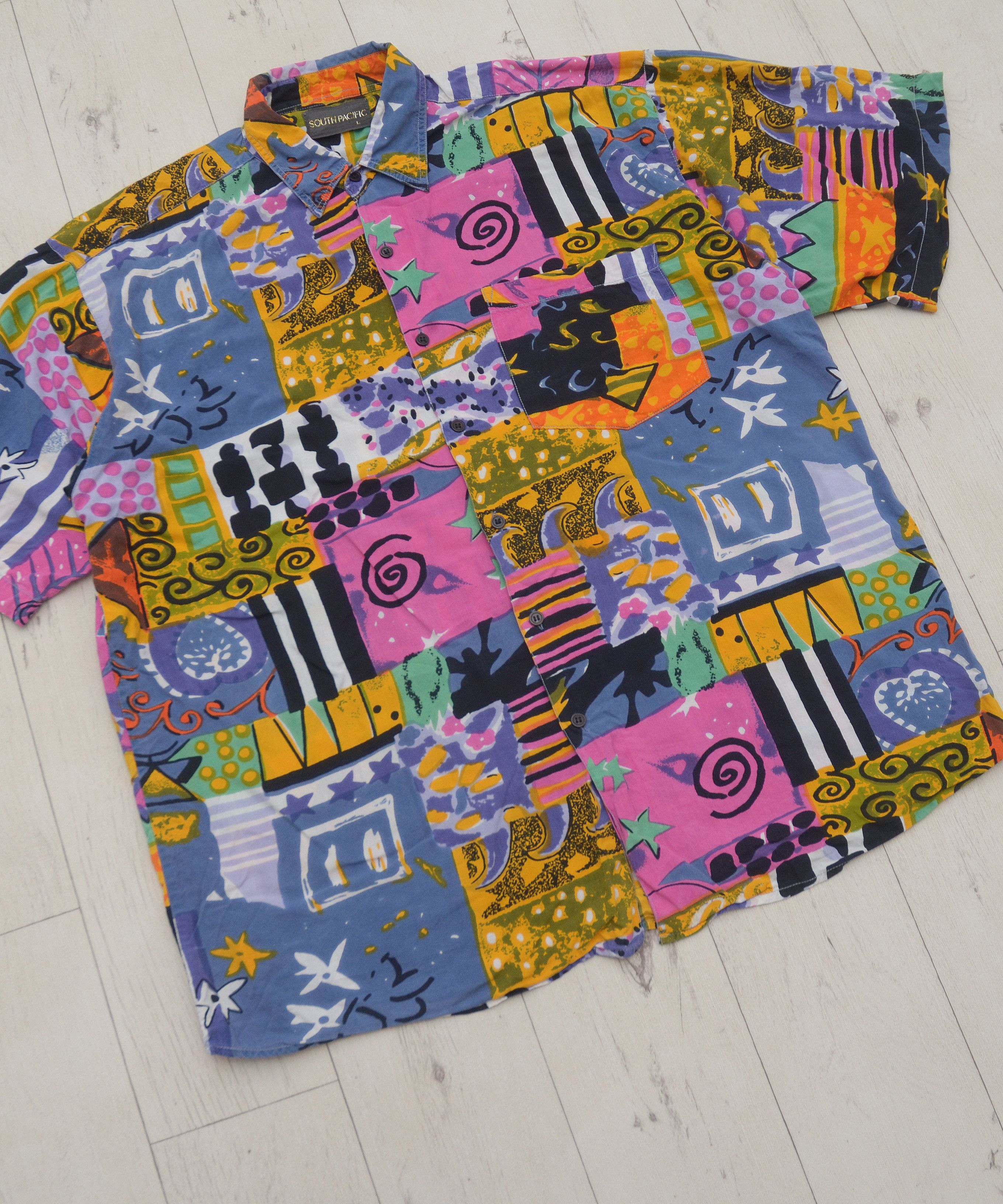 Vintage Vintage South Pacific Loop Collar Hawaiian Crazy Shirt Y2K Size US L / EU 52-54 / 3 - 4 Thumbnail