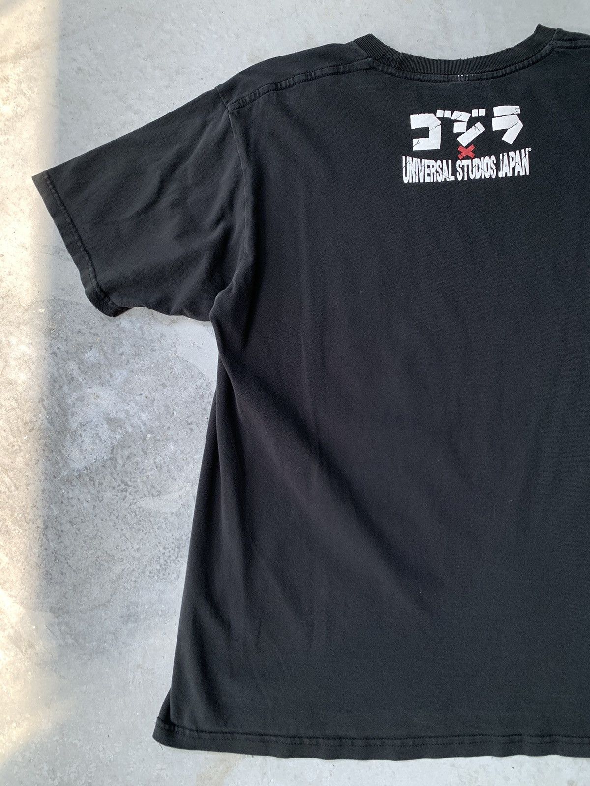Japanese Brand × Universal Studios Universal Studio Godzilla Size US M / EU 48-50 / 2 - 7 Thumbnail