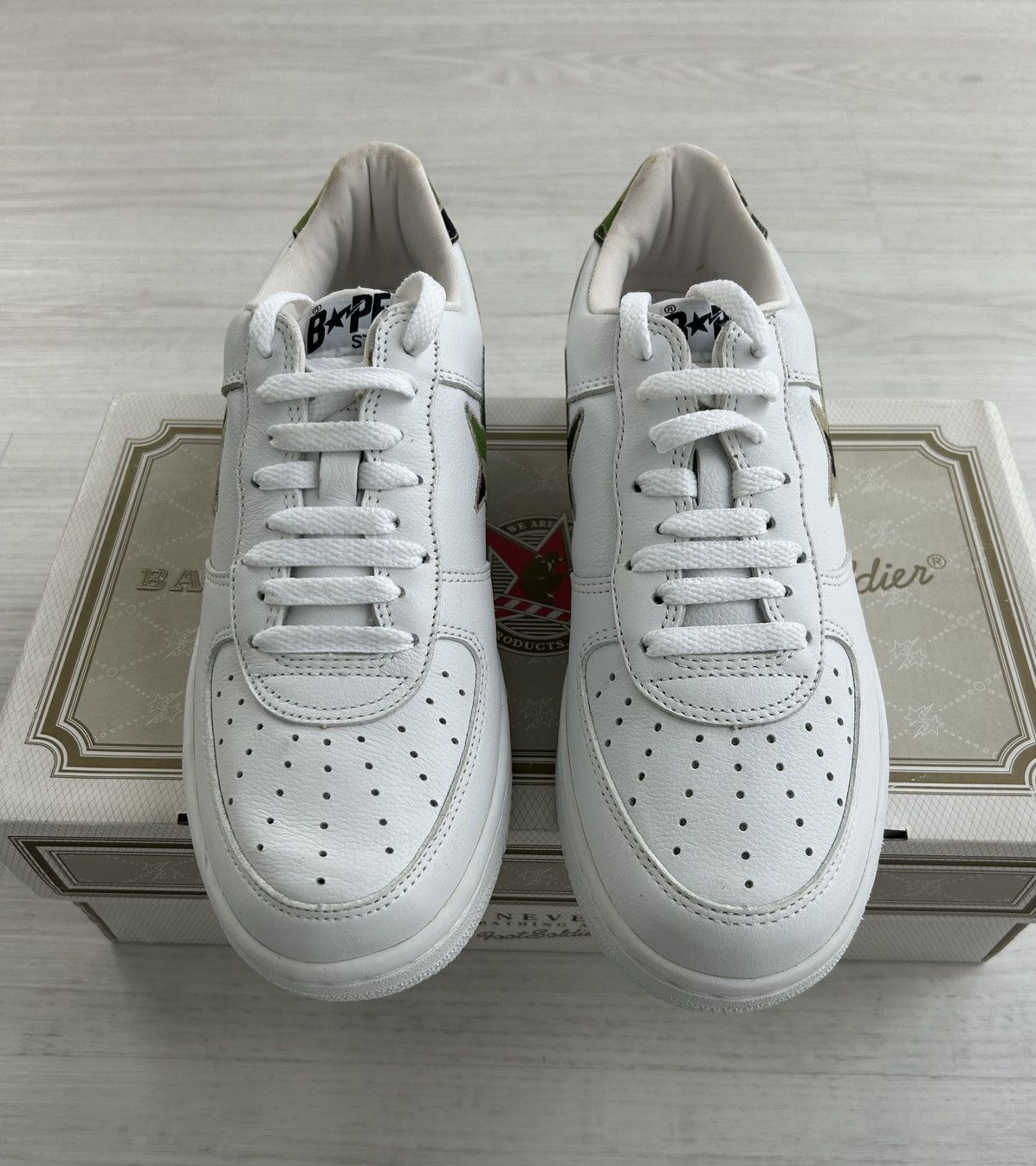 Bape VERY RARE OG 2001 A BATHING APE 1ST GREEN CAMO BAPESTA Size US 9.5 / EU 42-43 - 8 Thumbnail