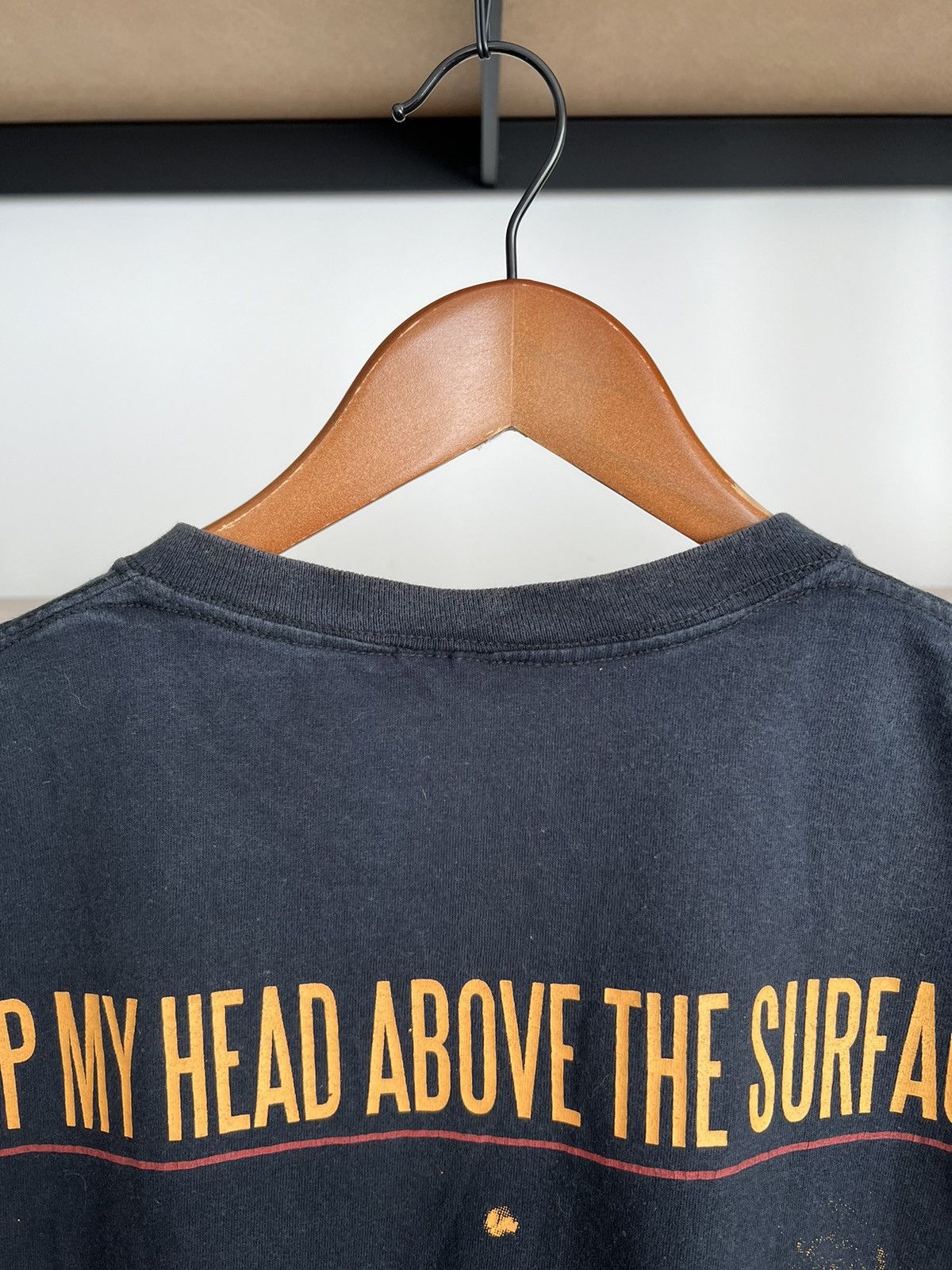 Band Tees Vintage 2000s Earth Crisis Keep My Head Above The Surface Size US M / EU 48-50 / 2 - 17 Thumbnail