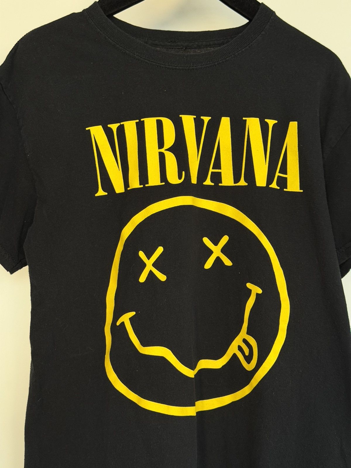 Band Tees Vintage NIRVANA Smile Logo Oversized T-Shirt Size M Size US M / EU 48-50 / 2 - 2 Thumbnail