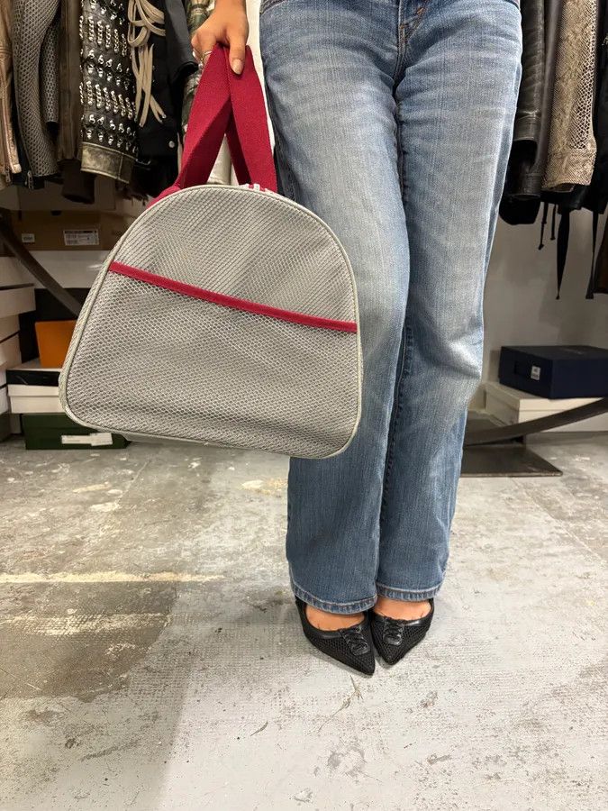Dolce & Gabbana 2000s Dolce & Gabbana Messenger Red Handle Grey Bag Size ONE SIZE - 3 Thumbnail