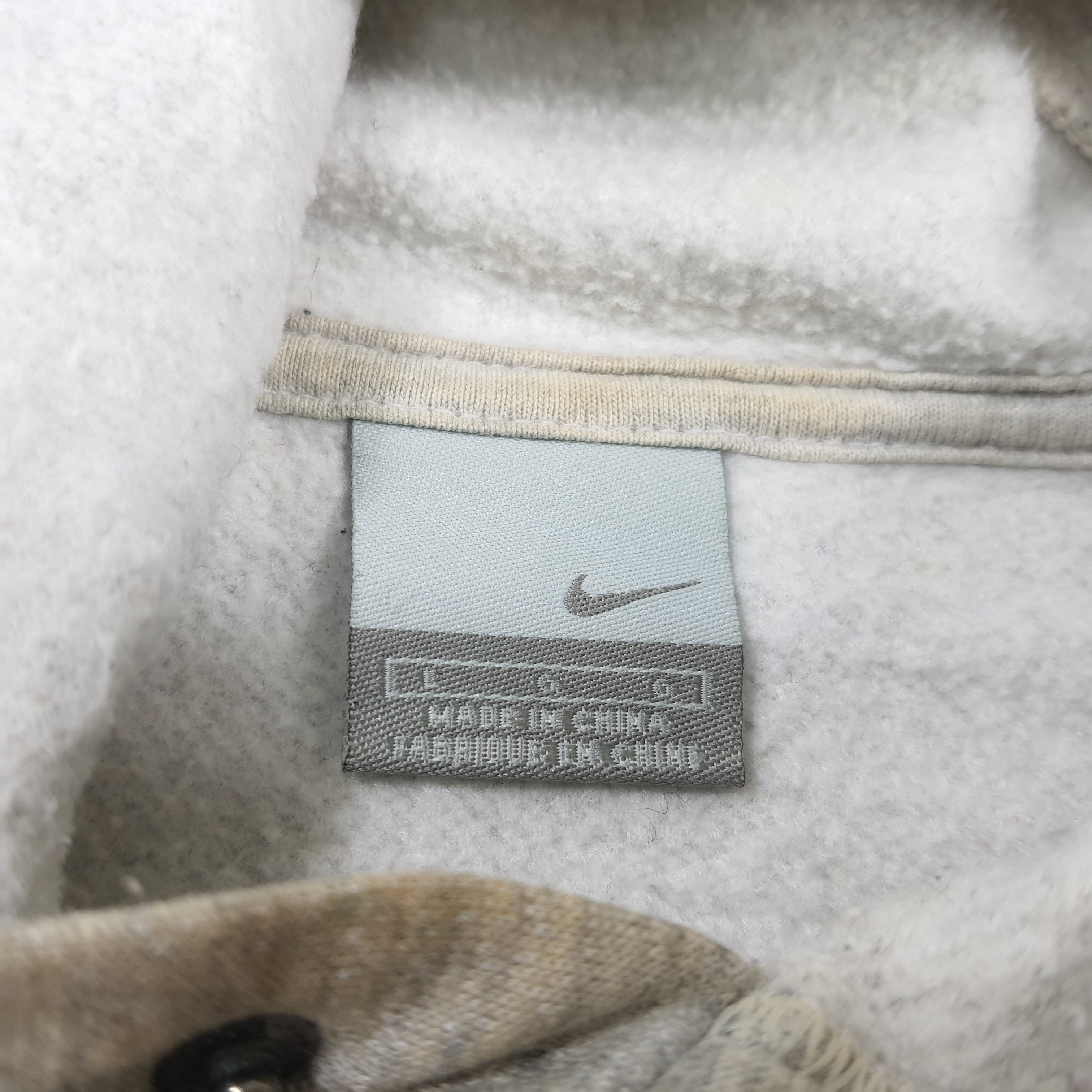 Nike Vintage Nike Embroidered Swoosh Gray Hooded C295N10 Size US M / EU 48-50 / 2 - 5 Thumbnail