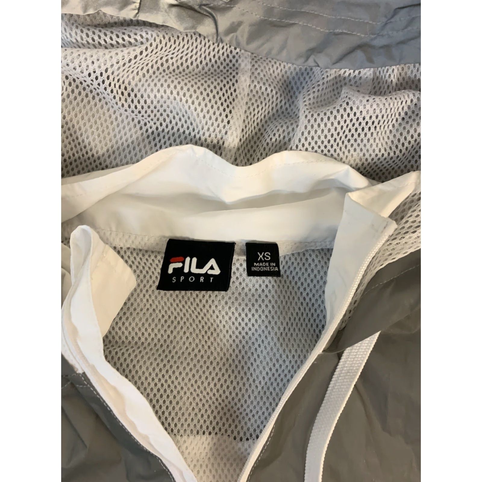 Fila **FILA PREOWNED SIZE XS BLACK HOODED TRACK JACKET** User: FILA PREOWNED SIZE XS BLACK HOODED TRACK JACKET Size XS / US 0-2 / IT 36-38 - 2 Thumbnail