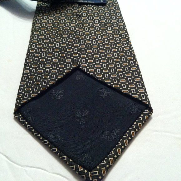 Brooks Brothers BROOKS BASICS MEN'S NEW NAVY 100%SILK TIE WIDTH: 3 3/4" Size ONE SIZE - 2 Thumbnail