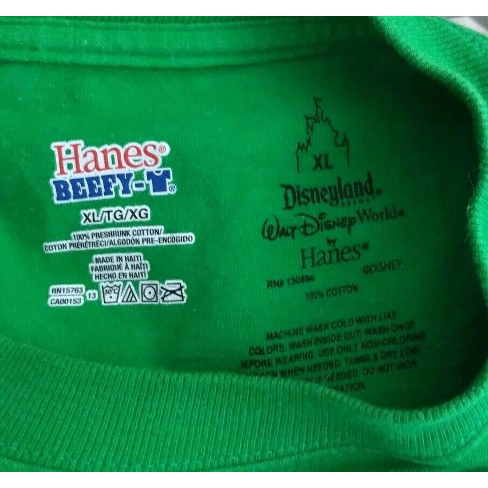 Hanes Disney Parks Disneyland Resort Santa Mickey Mouse Christmas Size US XL / EU 56 / 4 - 3 Thumbnail