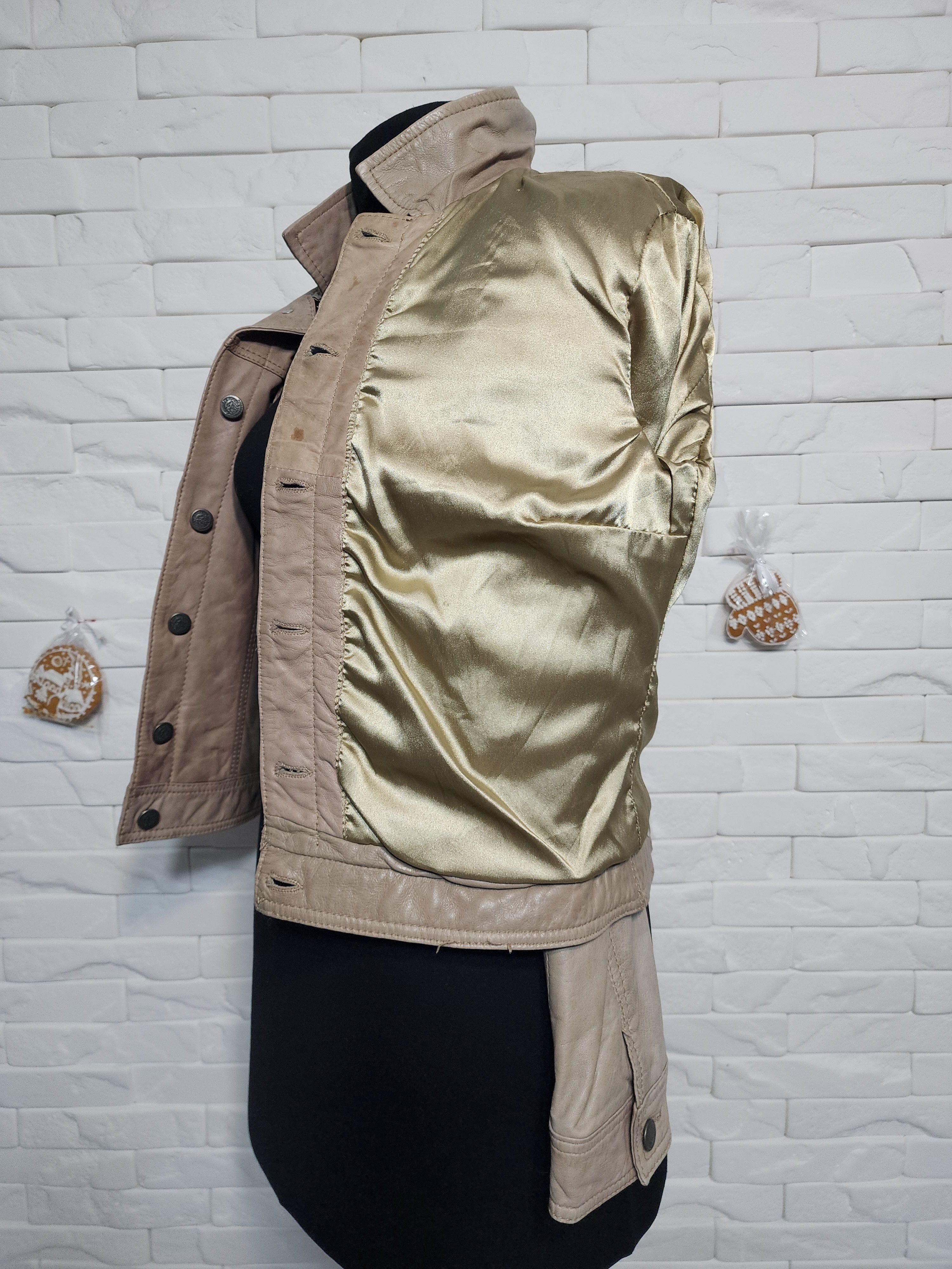 Genuine Leather Beige Leather Jacket: Women's Metal Button Front, Pockets Size M / US 6-8 / IT 42-44 - 10 Thumbnail