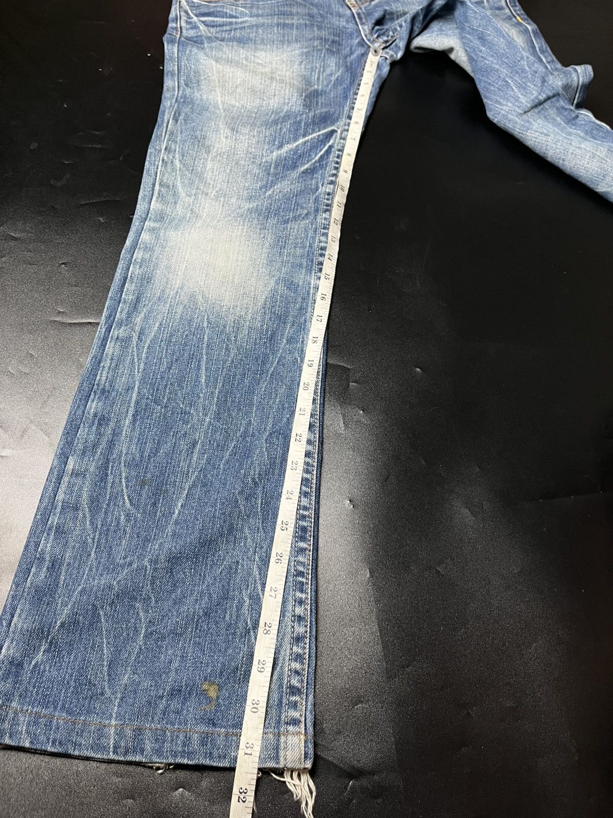 Japanese Brand RED PEPPER SUPER FLARE DISTRESSED JEANS Size US 29 - 19 Thumbnail