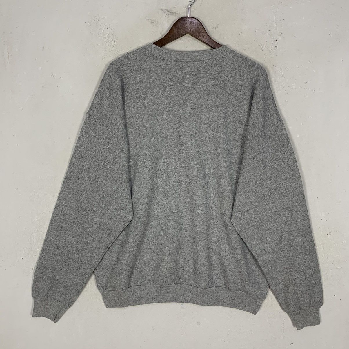 Hanes vintage Hanes Comfo Walt Disney World&Disneyland sweatshirt Size US XL / EU 56 / 4 - 7 Thumbnail
