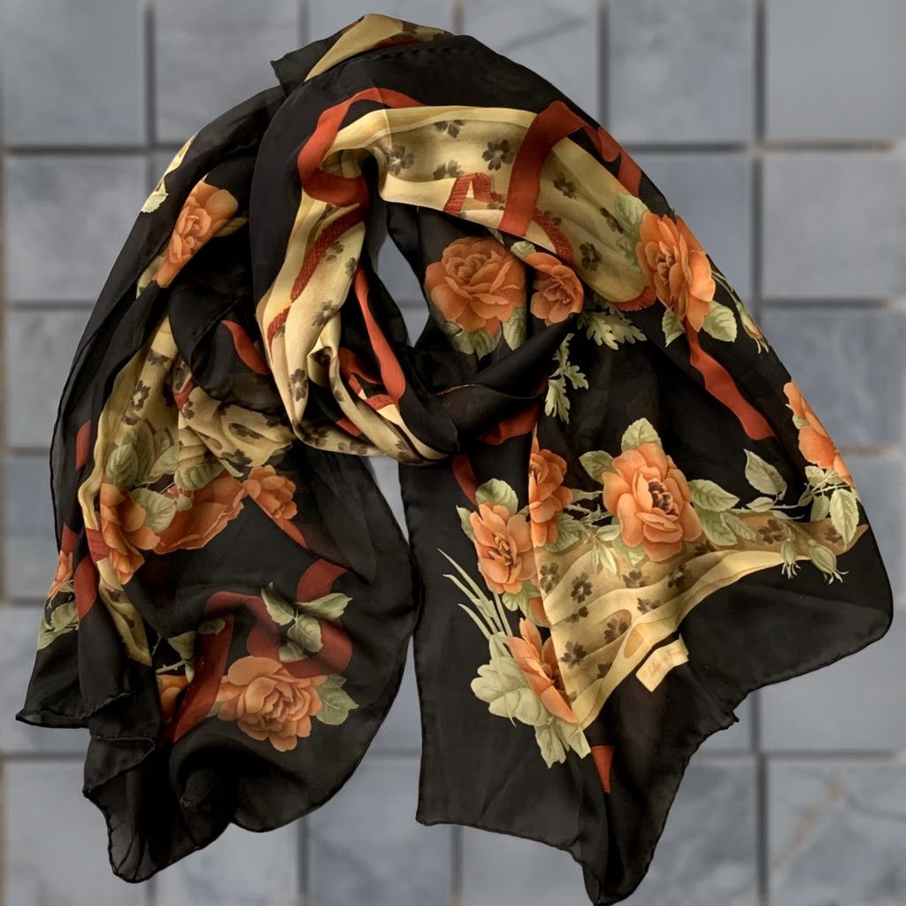 Salvatore Ferragamo SALVATORE FERRAGAMO Black Red Floral Silk Scarf Shawl Women Size ONE SIZE - 1 Thumbnail