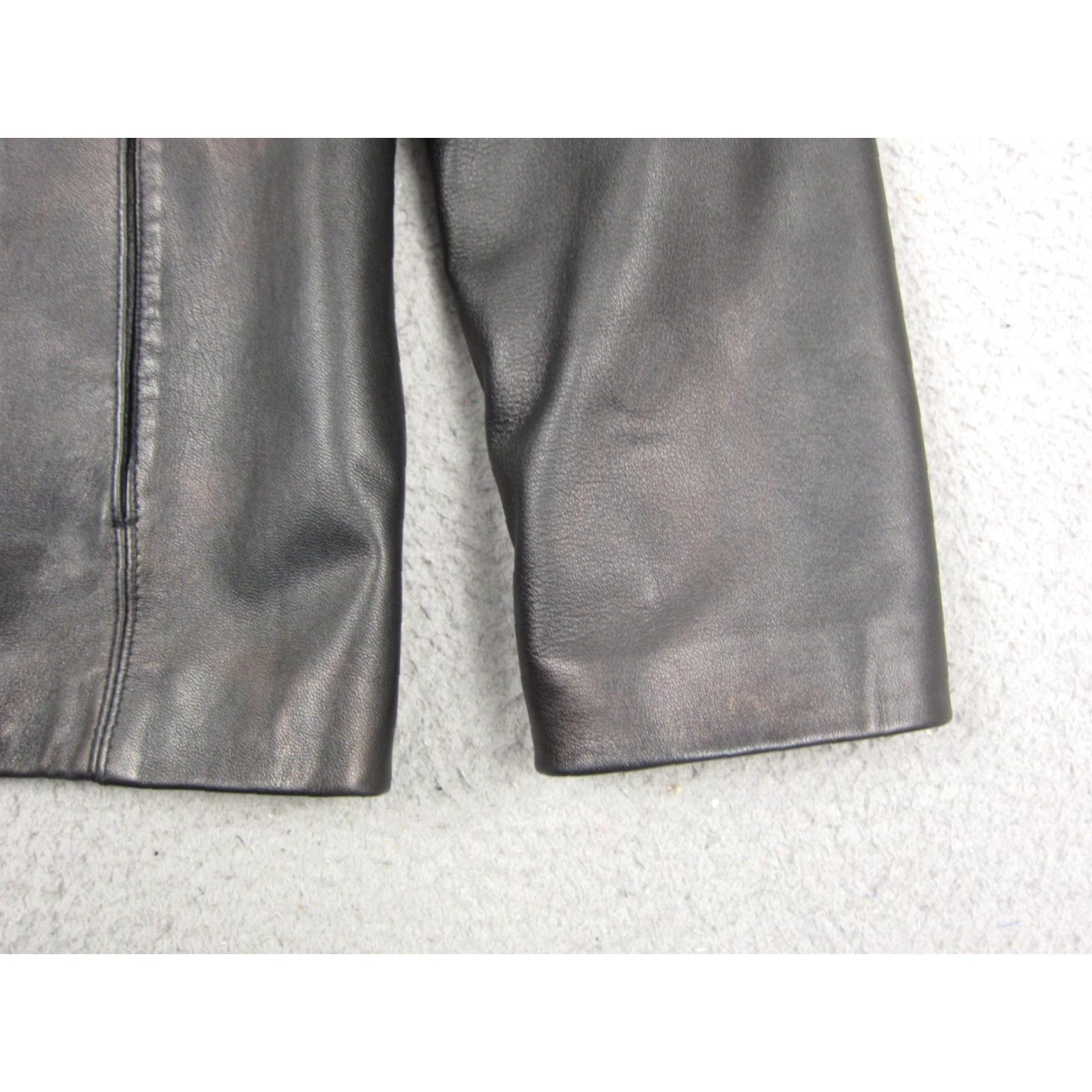Vintage VINTAGE M. Julian Leather Jacket Mens L Black Bomber Zip 90s Thinsulate Full Zip Jacket Coat Winter Spring Fall Distressed? Size US L / EU 52-54 / 3 - 3 Thumbnail