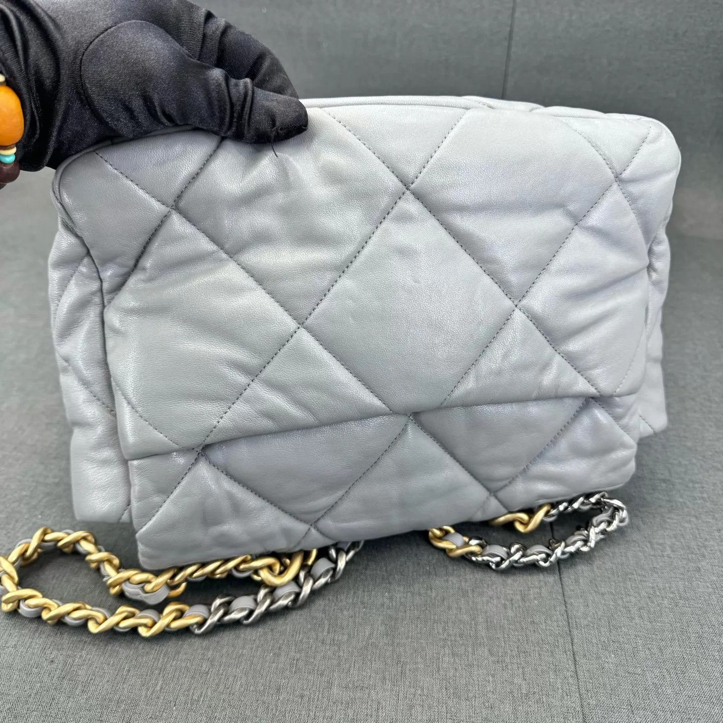 Chanel Chanel 19 Bag Women's Misty Blue Medium Near Mint Card Only Size ONE SIZE - 2 Thumbnail