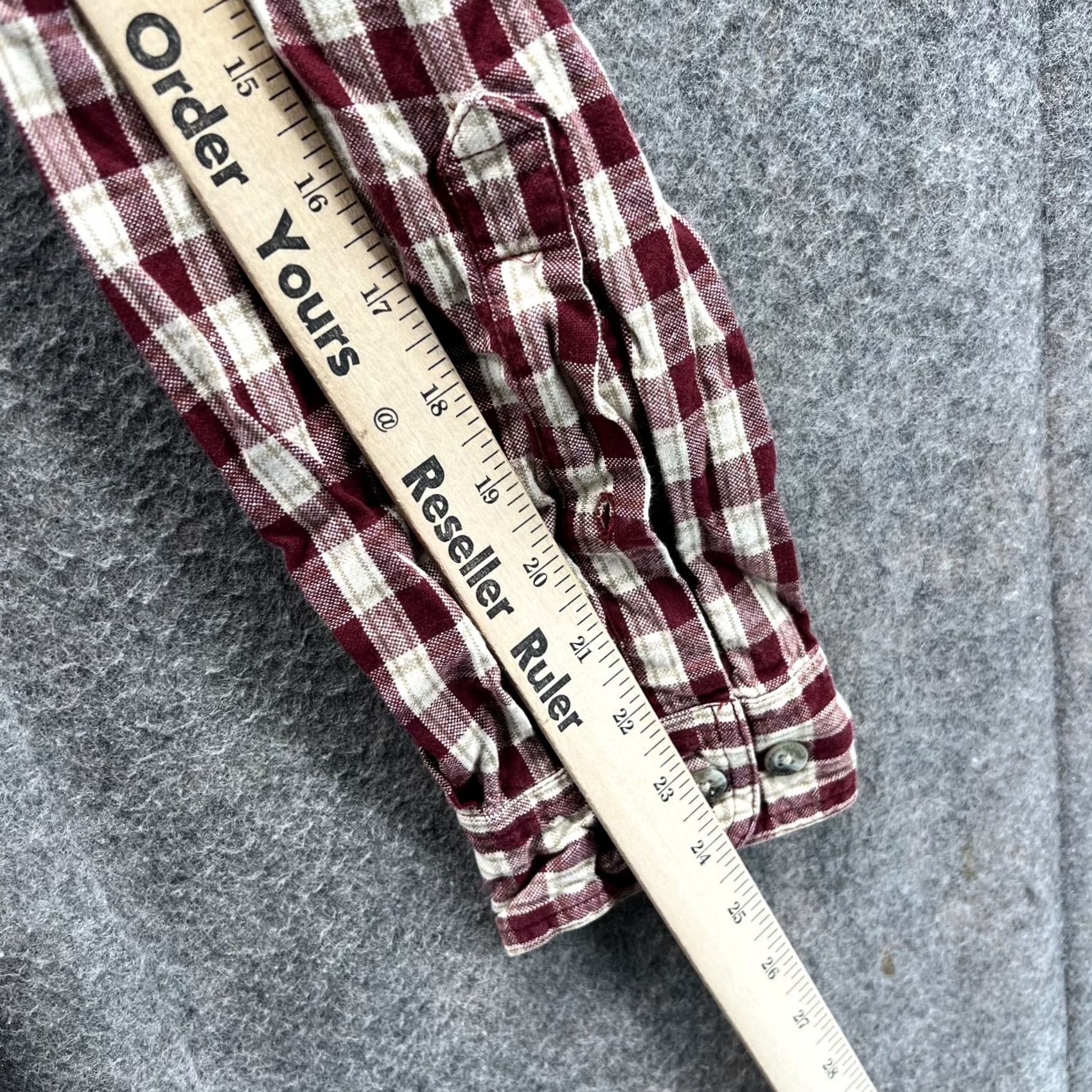 Vintage VINTAGE Columbia Shirt Mens L Red Beige Button Down Flannel Plaid Sportswear Size US L / EU 52-54 / 3 - 7 Thumbnail