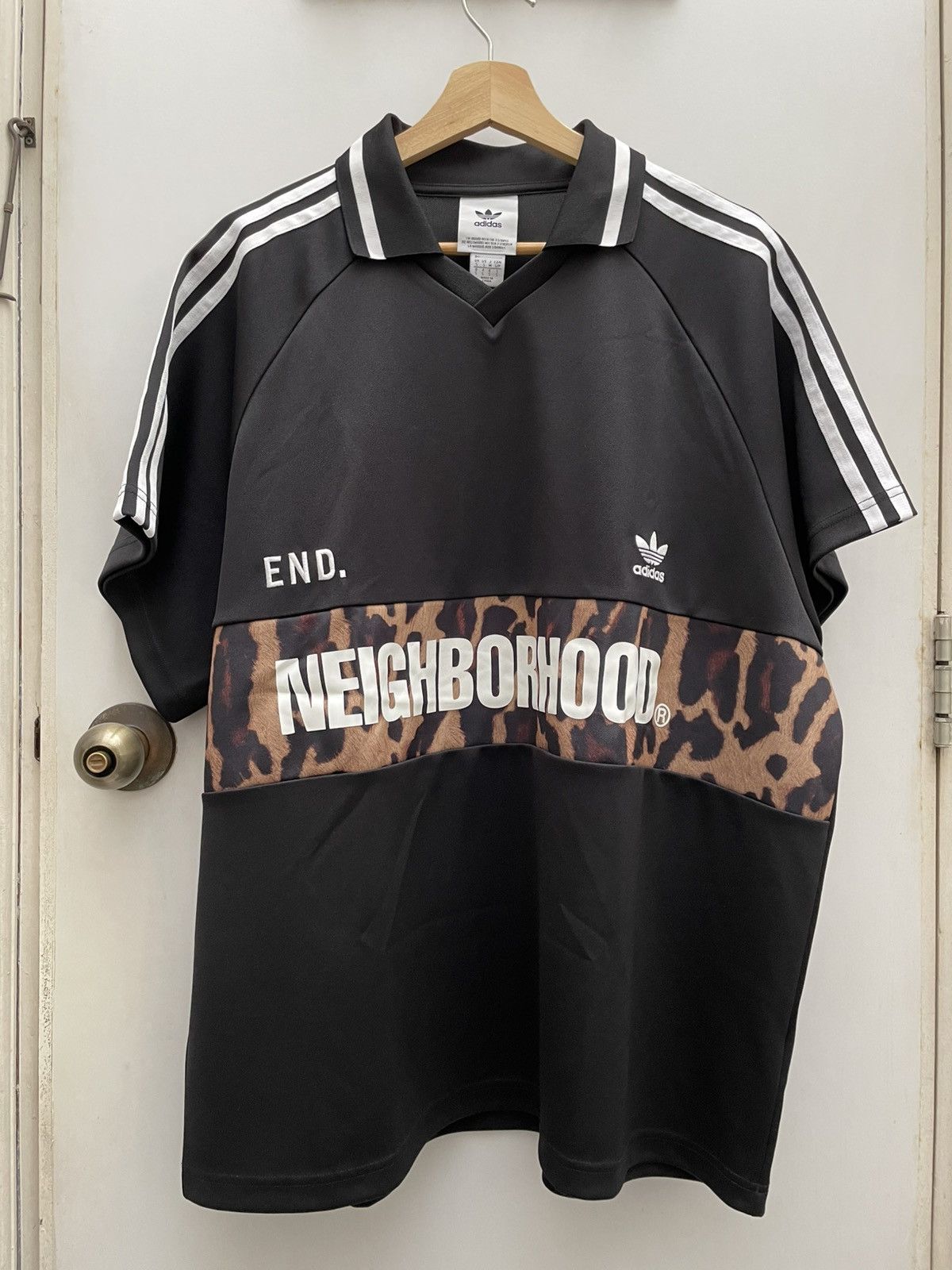 NEIGHBORHOOD END Football → NEIGHBORHOOD END Football