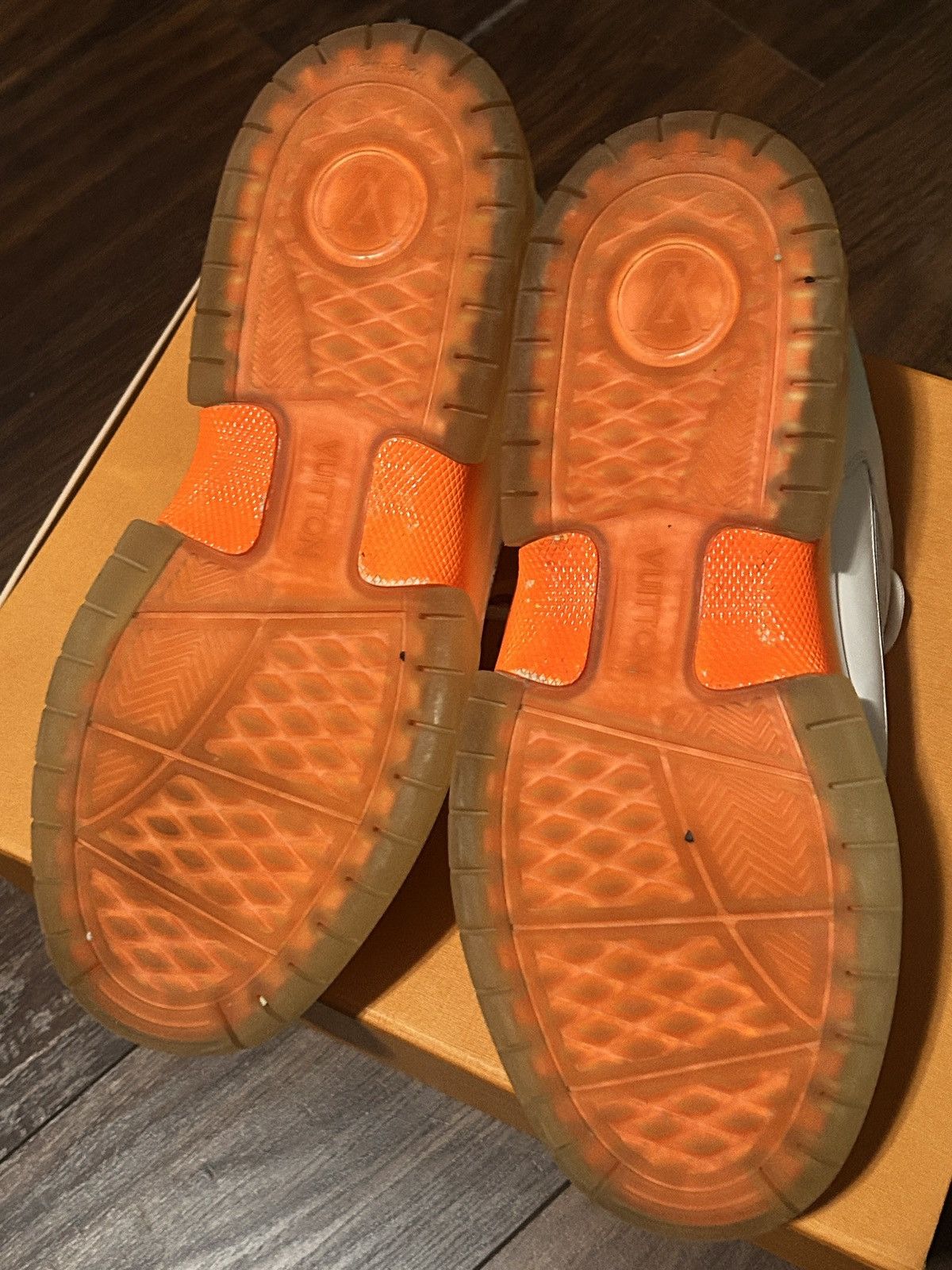Louis Vuitton Louis Vuitton x Lucien Clarke “A View” Sneakers — Size LV 9 Size US 9 / EU 42 - 6 Thumbnail